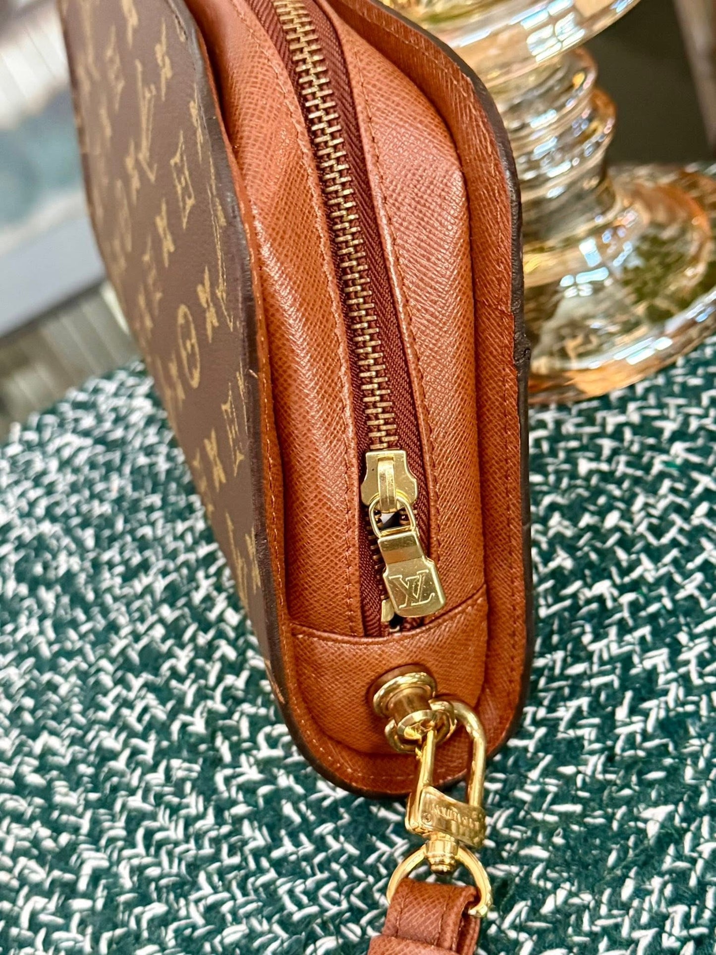Orsay Clutch 🌼🗓️ Year: 1994