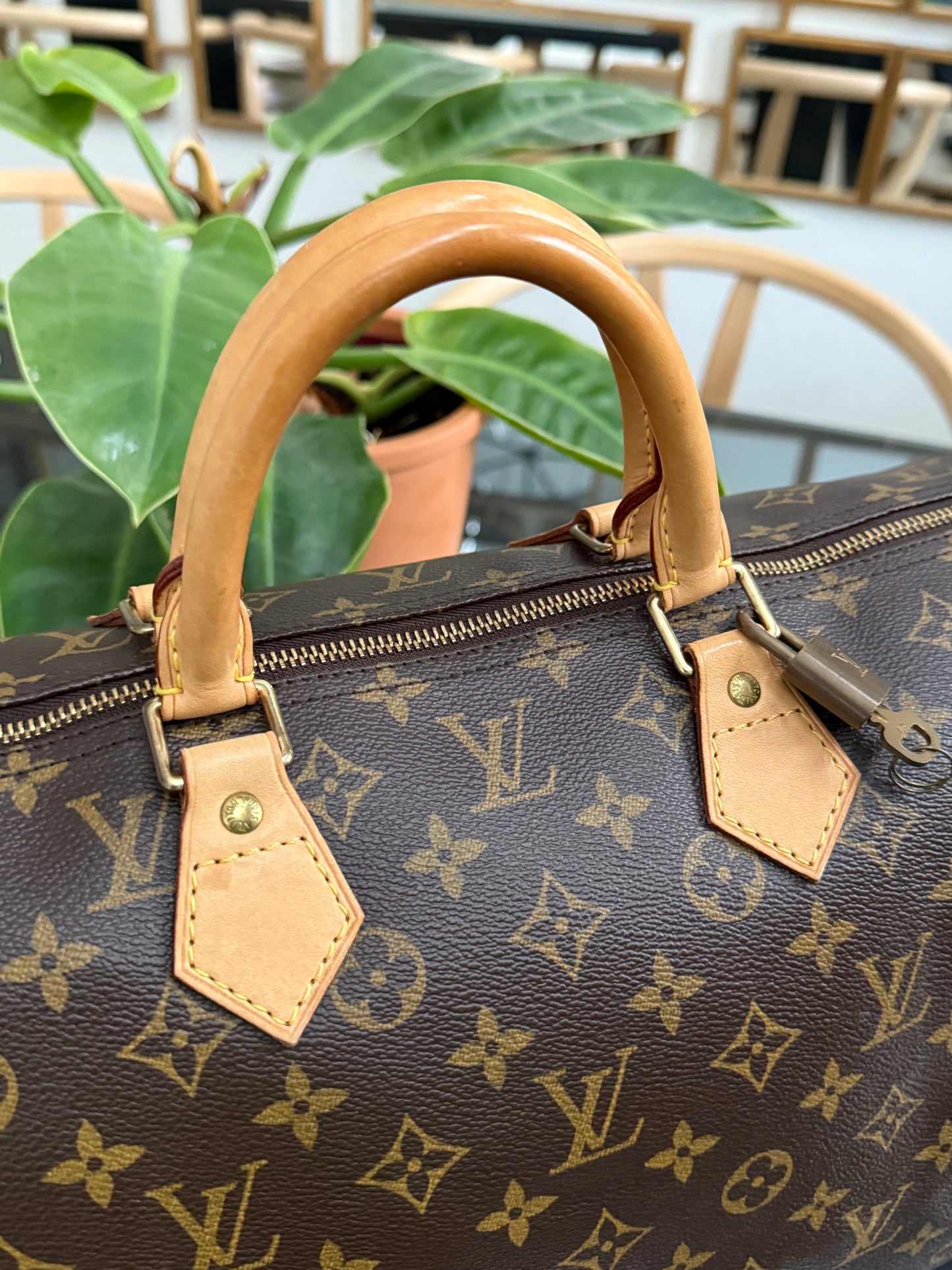 Speedy 40 with Lock 🔐 Key and Dustbag -🗓️ Year: 2005