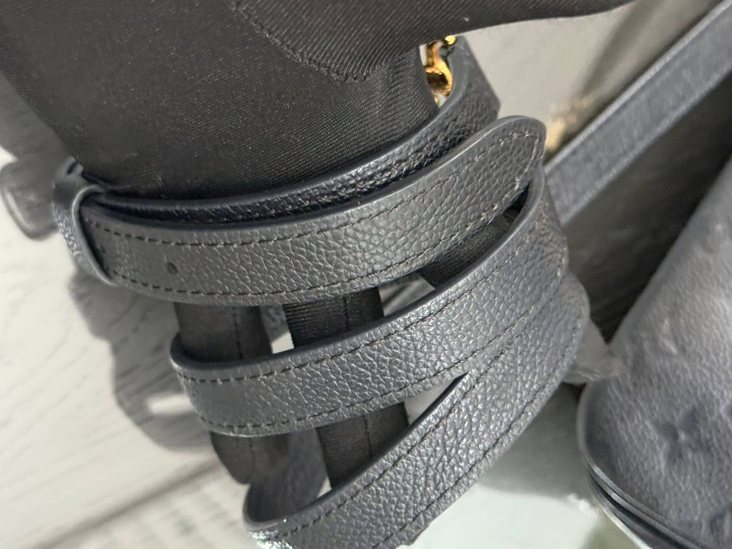 Pochette Metis Emptiente Noir with Box, Dustbag, Insert Organizer, Box and Paper bag -Microchip & Authenticed