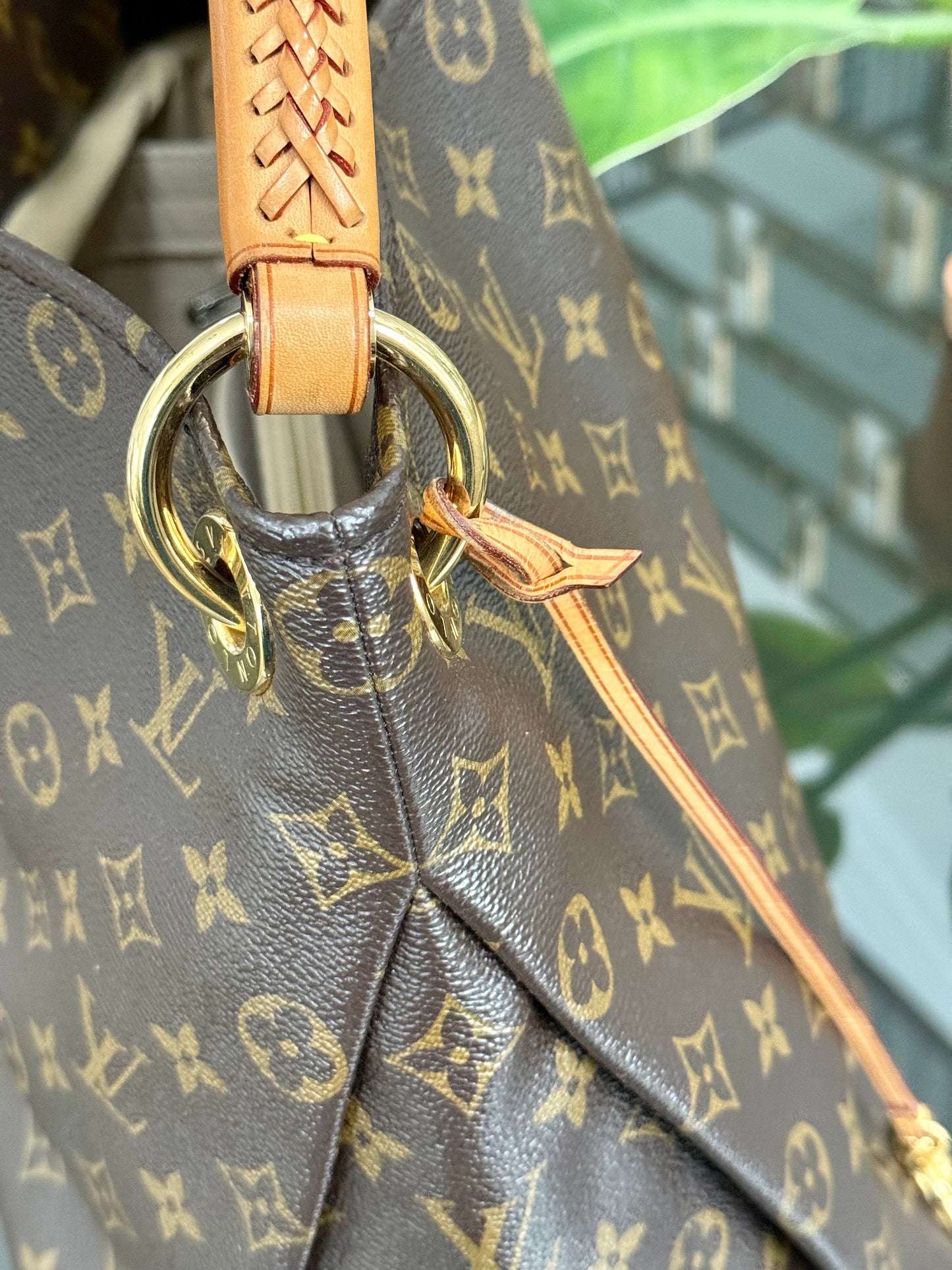 Artsy MM with Dustbag and Insert Organizer - 📅 Year: 2011