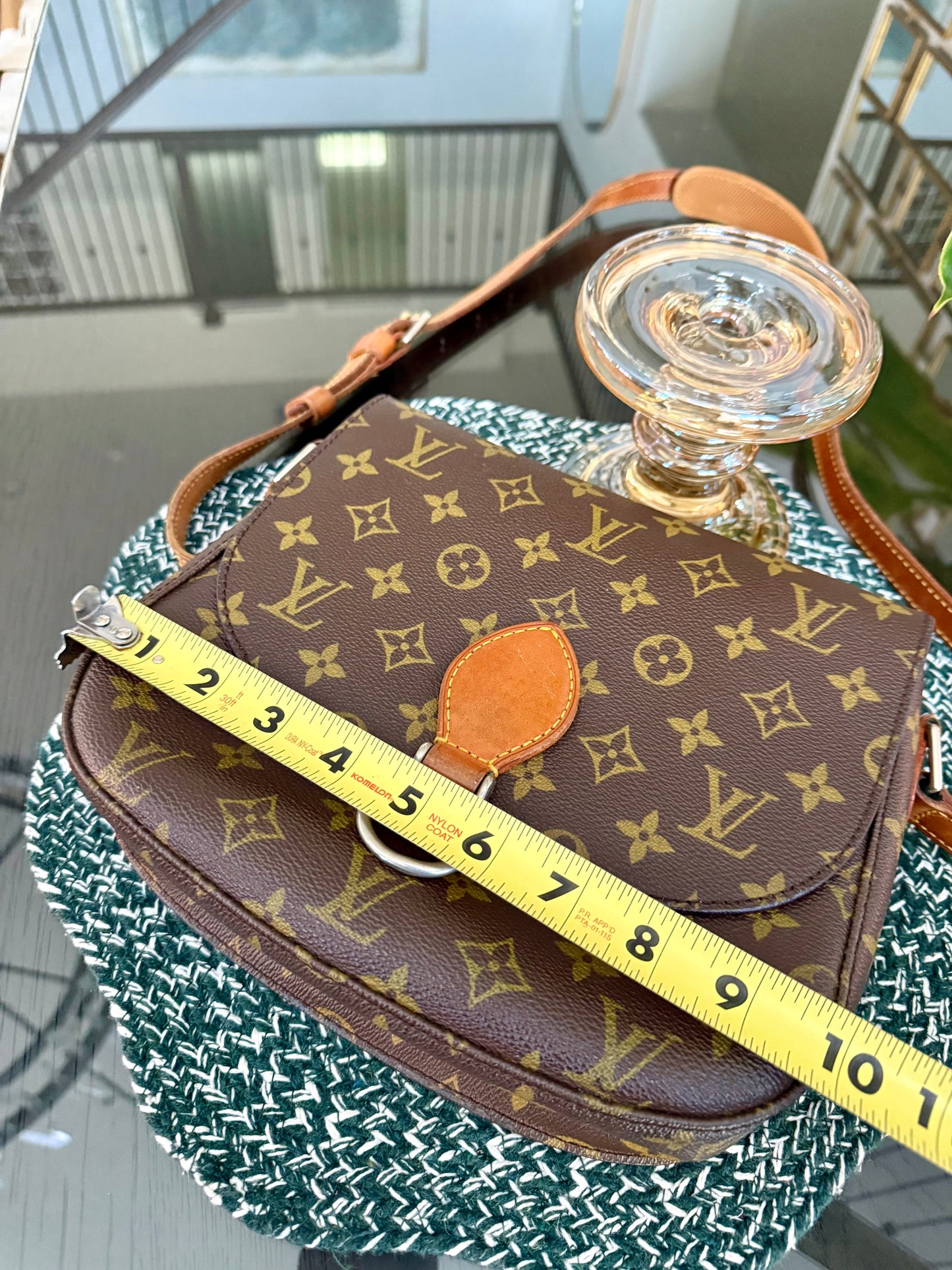 St. Cloud GM in Monogram 📅 Circa 80’s
💥No Peeling and No Stickiness💥
