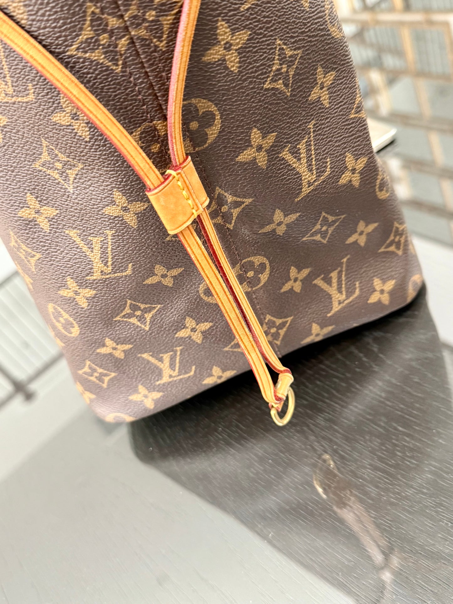 Neverfull GM with Dustbag Insert Organizer 🗓️ Year: 2013