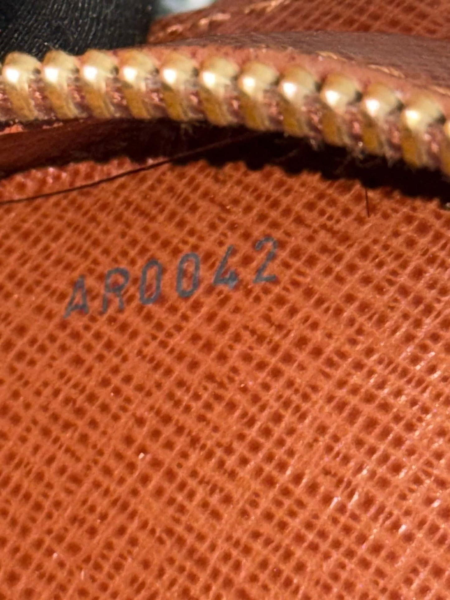 Orsay Clutch 🗓️ Year: 2002