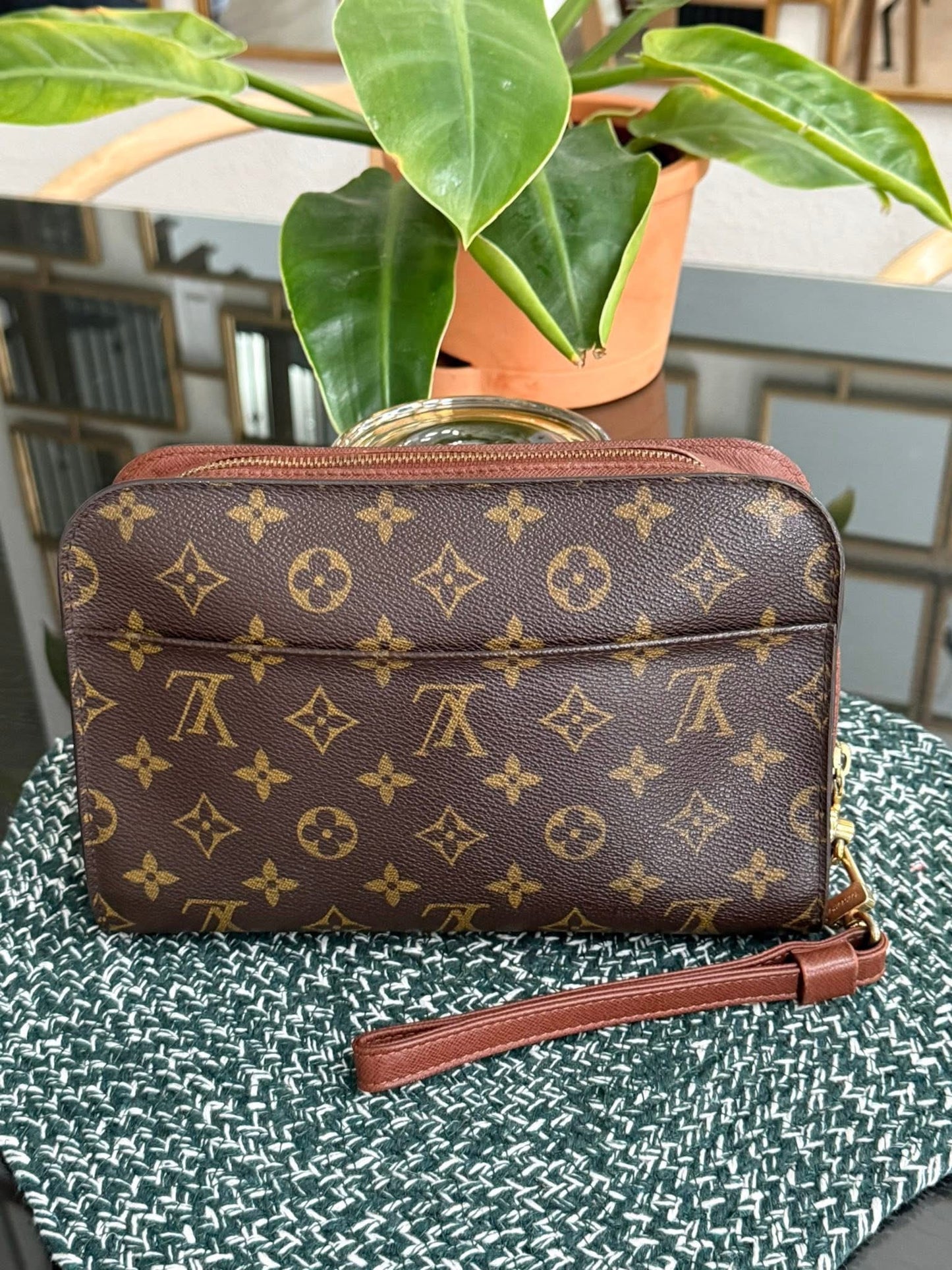 Orsay Clutch 🗓️ Year: 2001