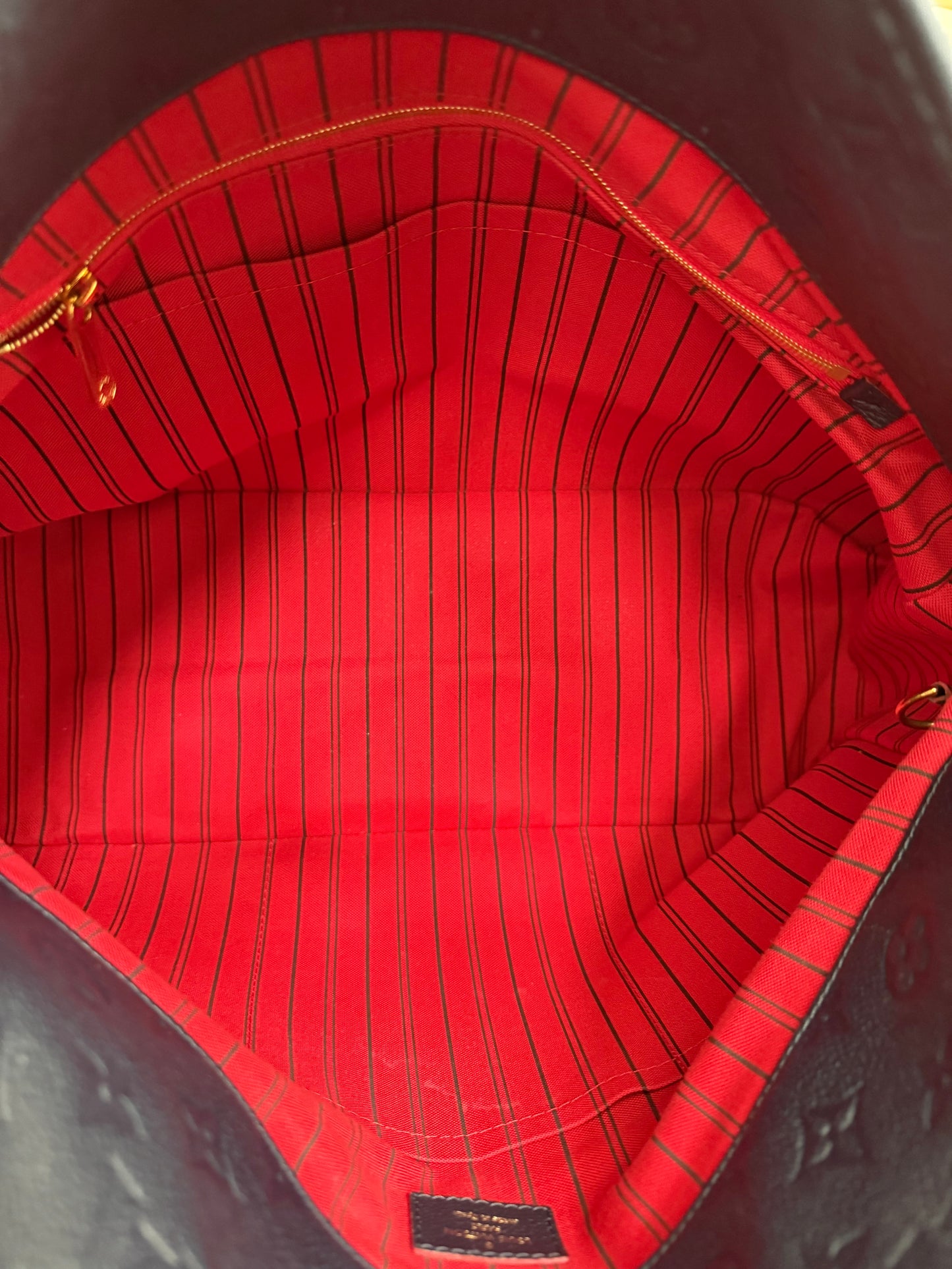 Artsy MM Empriente in Navy Blue with Dustbag- 📅 Year: 2020