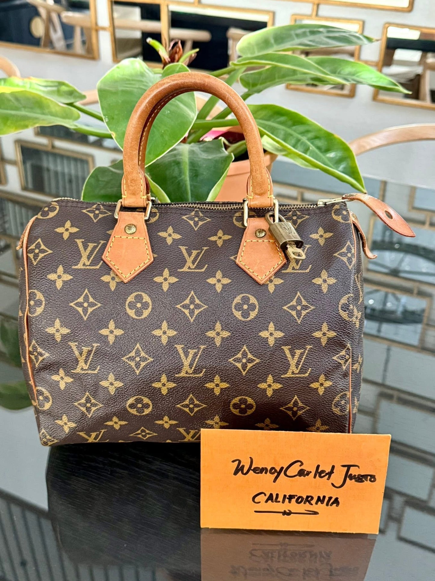 Speedy 25 in Monogram with Lock 🔐 and Key -🗓️ Year: 1994