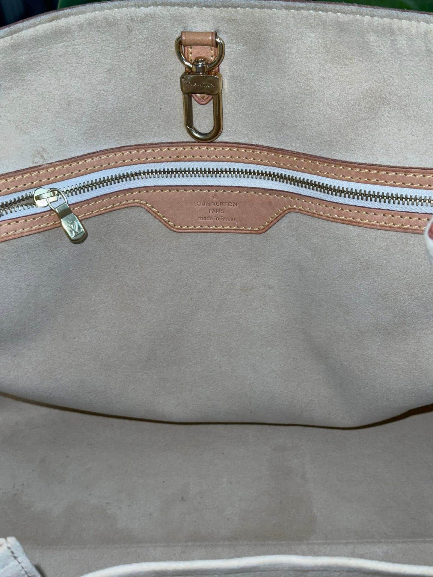 Hampstead MM Azur with Insert Dustbag 
🗓️ Year: 2008