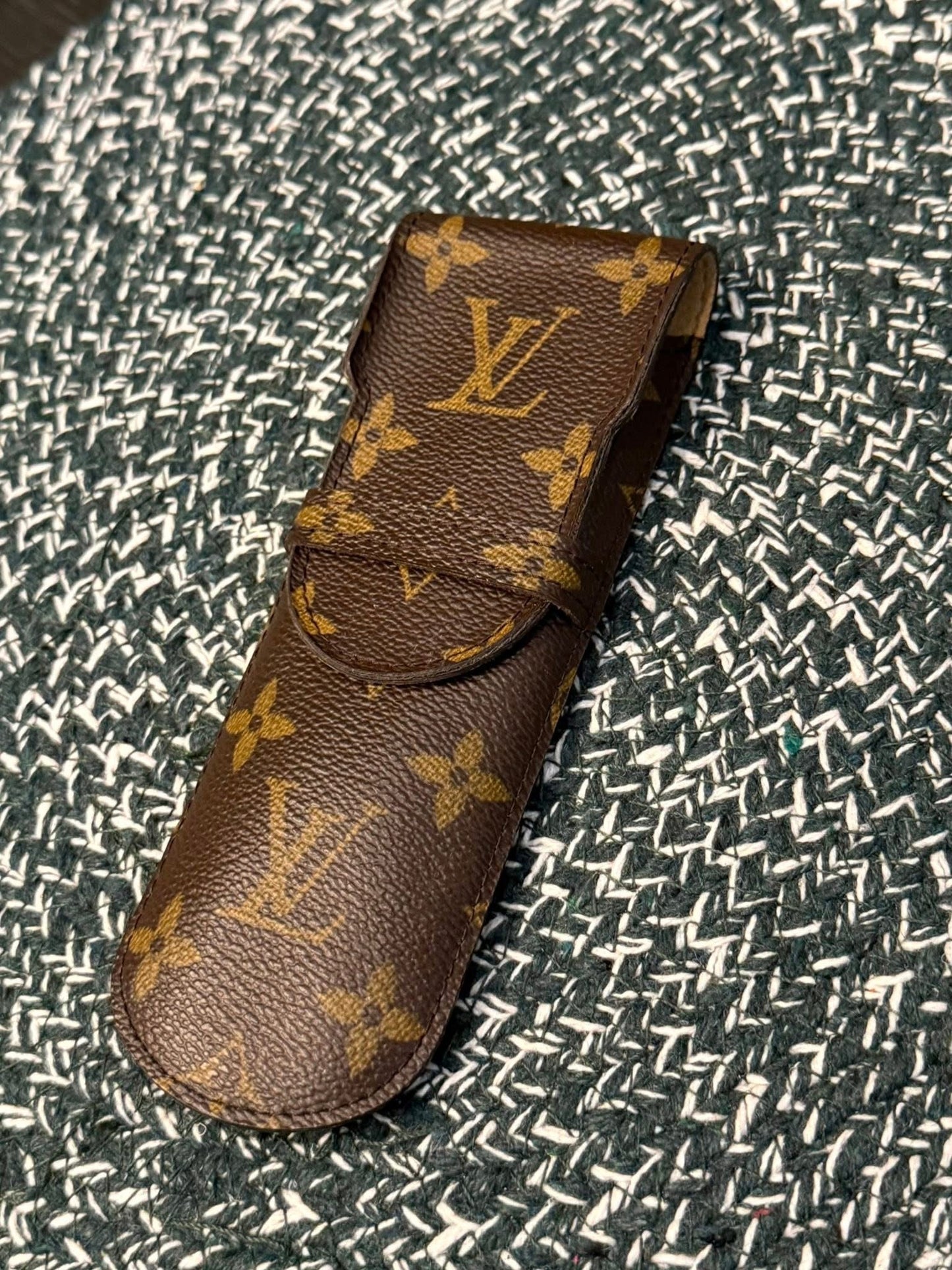 Monogram Etui Stylo Pen Case- 🗓️ Year 2003