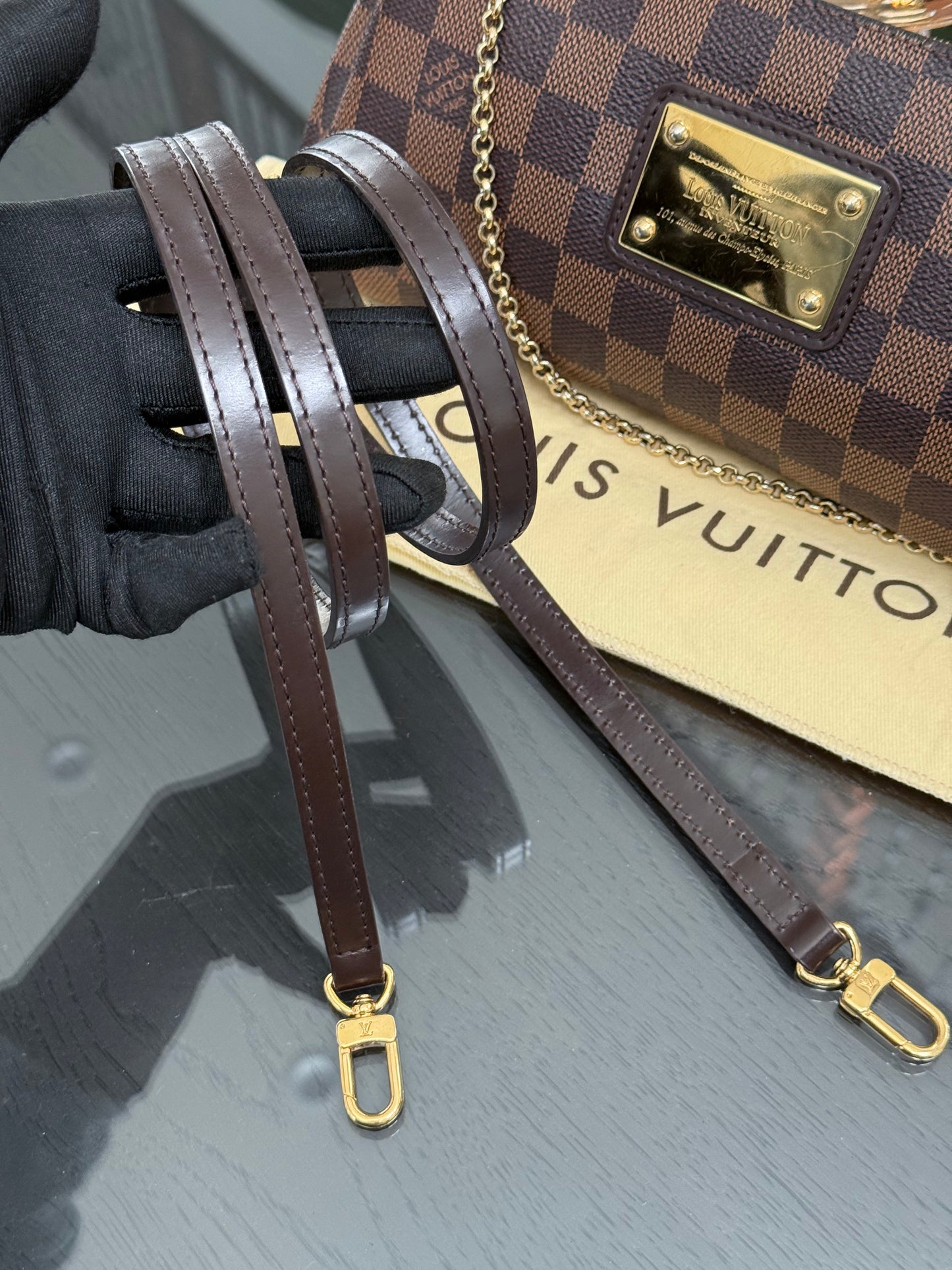 Eva Clutch in DE with Dustbag, Box and Paper bag 🗓️ Year: 2012