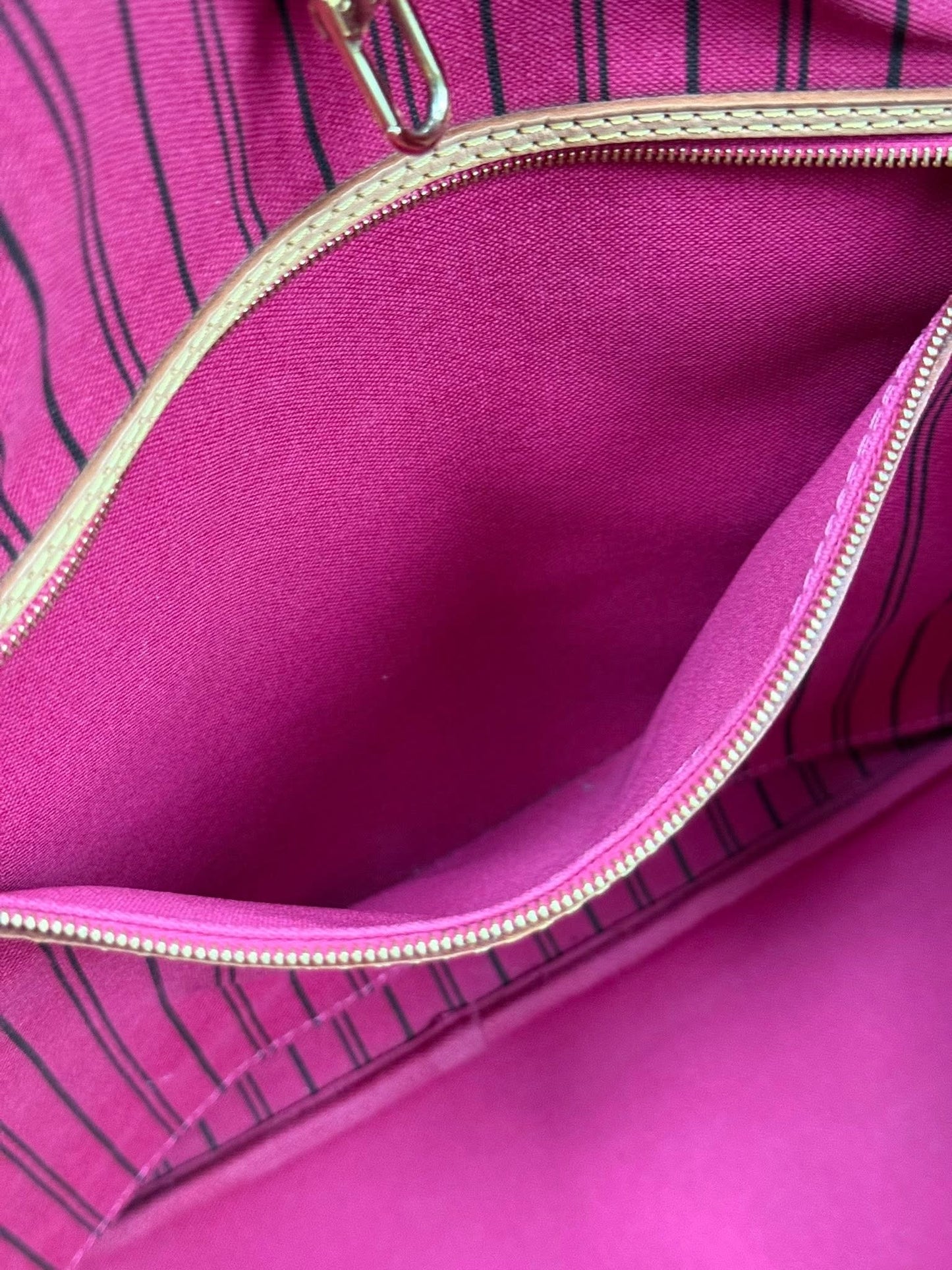 Neverfull GM Monogram in Pivione with Dustbag -🗓️ Year: 2019