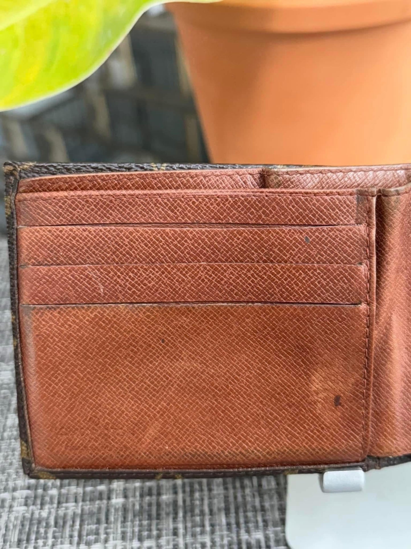 Mens Bifold Wallet in Monogram -Year: 1987
