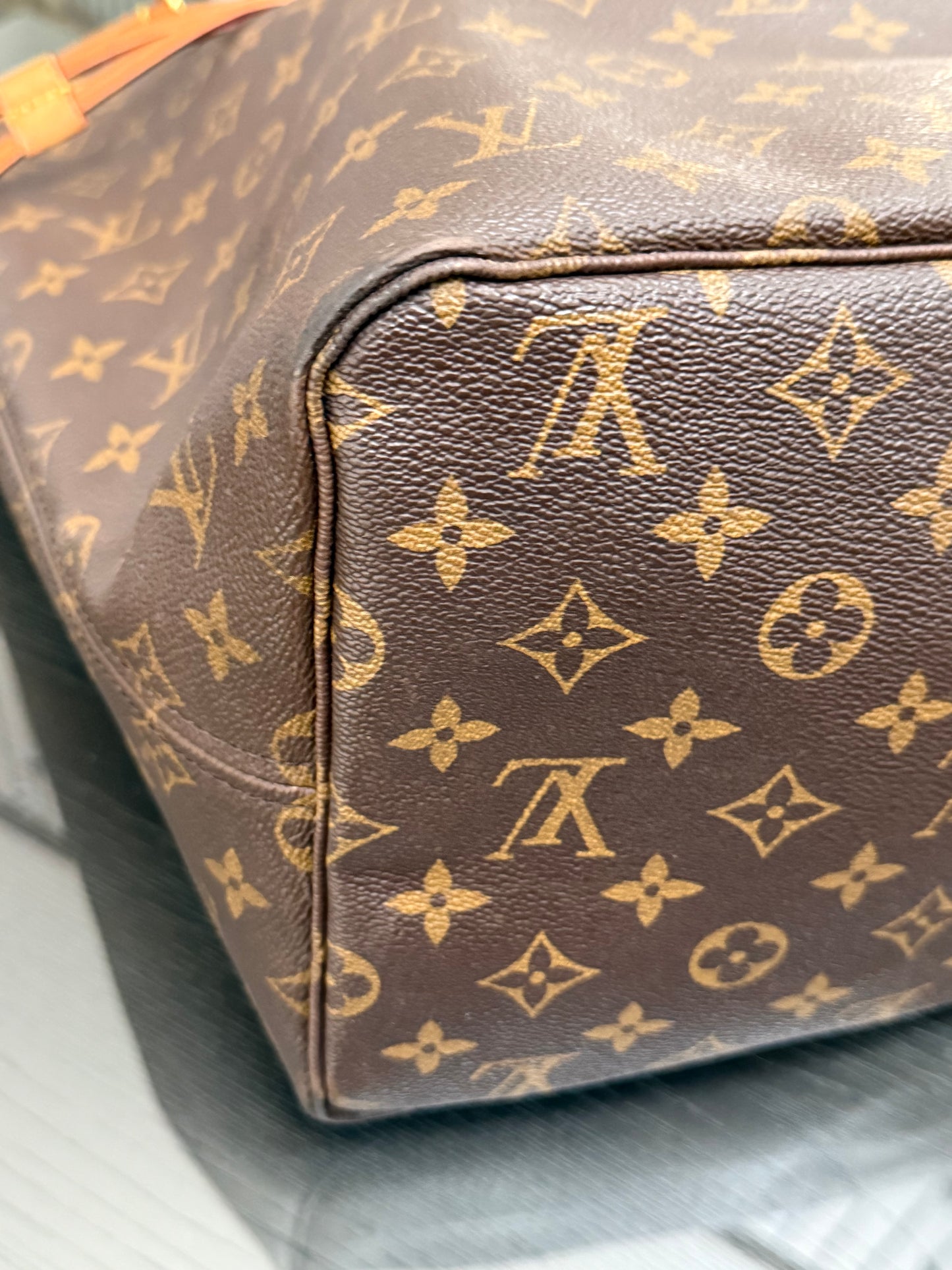 Neverfull GM with 🗓️ Year: 2003