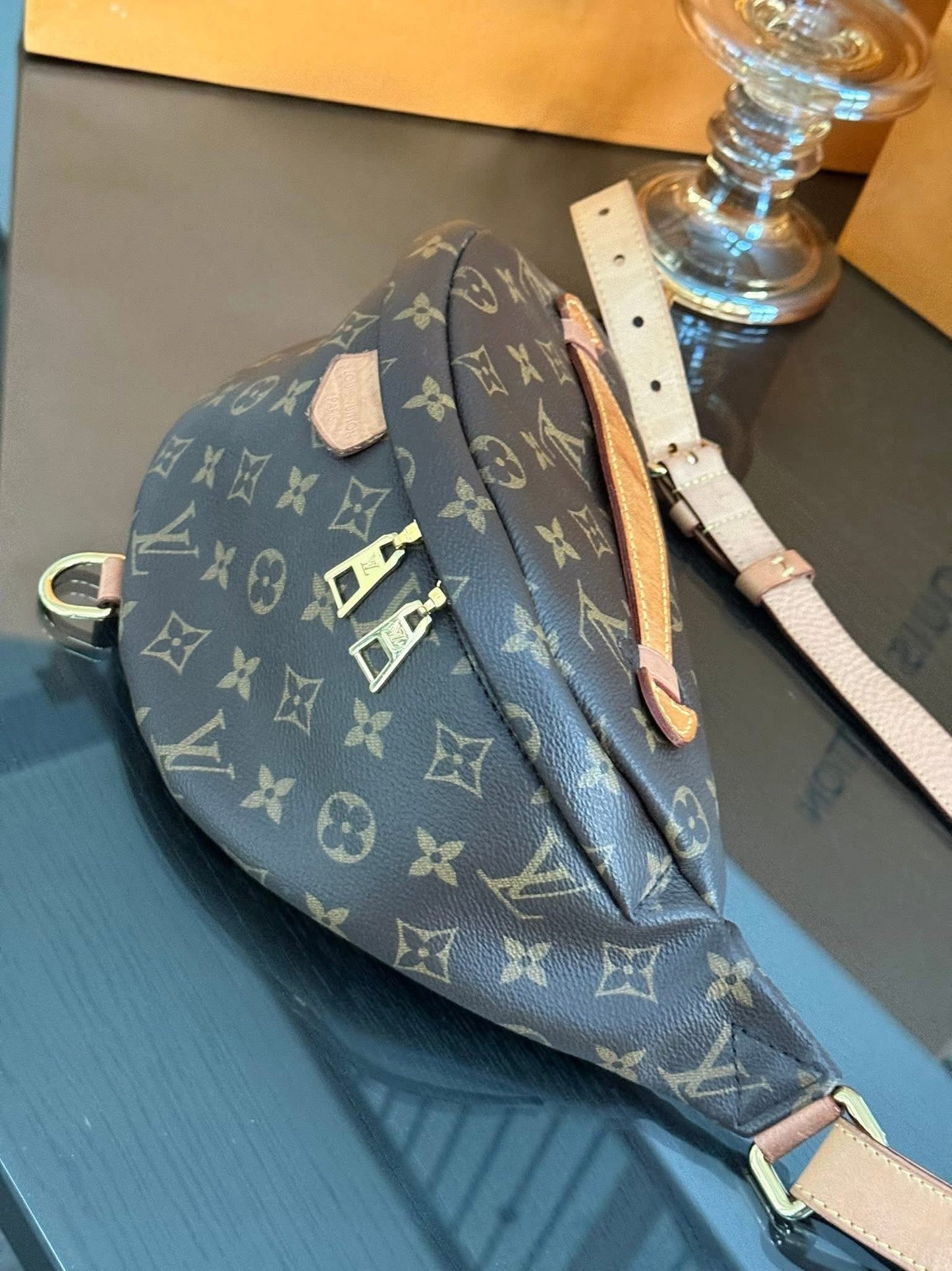 Bumbag Monogram with Dustbag, Box and Paper bag - 🗓️ Year 2020
