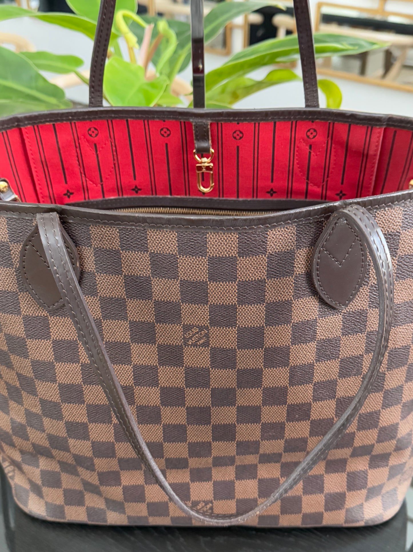 Neverfull MM in DE with Dustbag and twilly-🗓️ Year: 2012