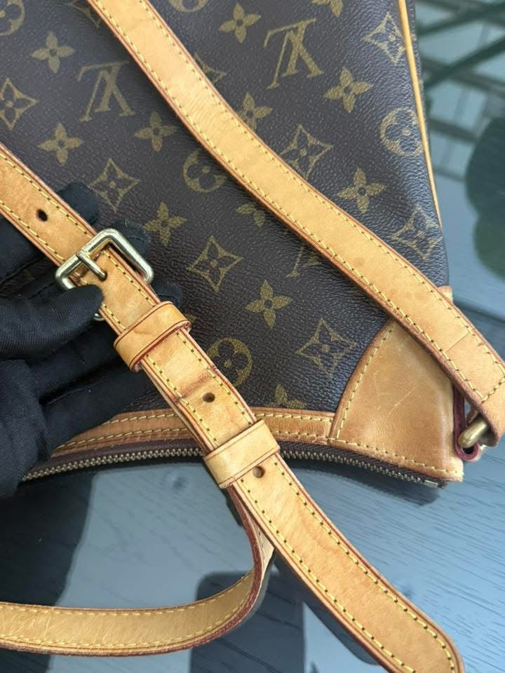 Odeon PM Crossbody -🗓️ Year: 2011