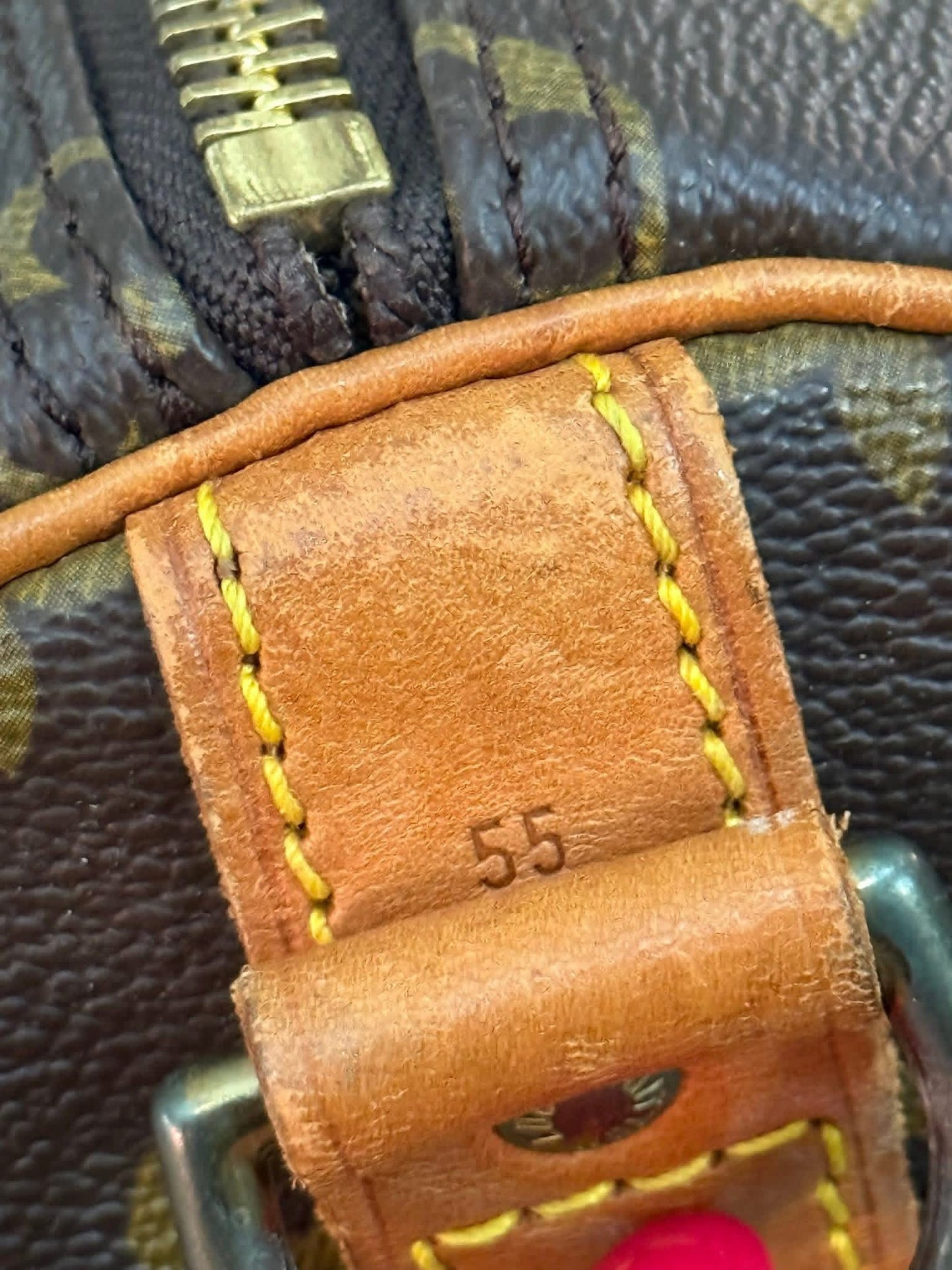 Keepall 55 Bandoulier with Original Strap, Luggage tag and Poignet 🗓️ Year: 1988