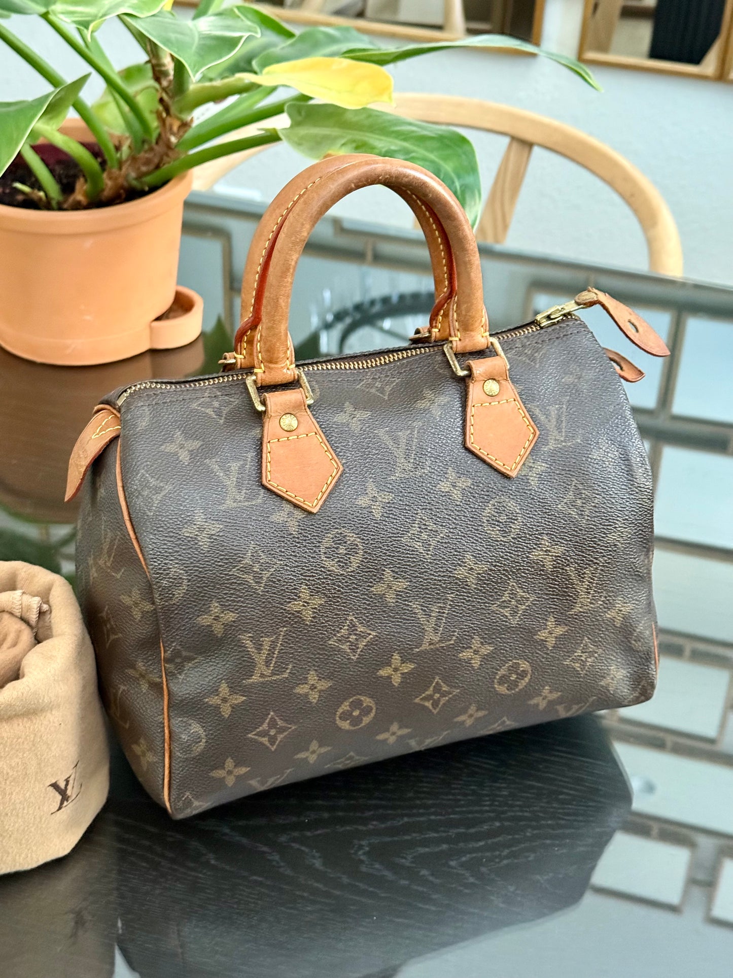 Speedy 25 in Monogram with Dustbag -🗓️ Year: 2000