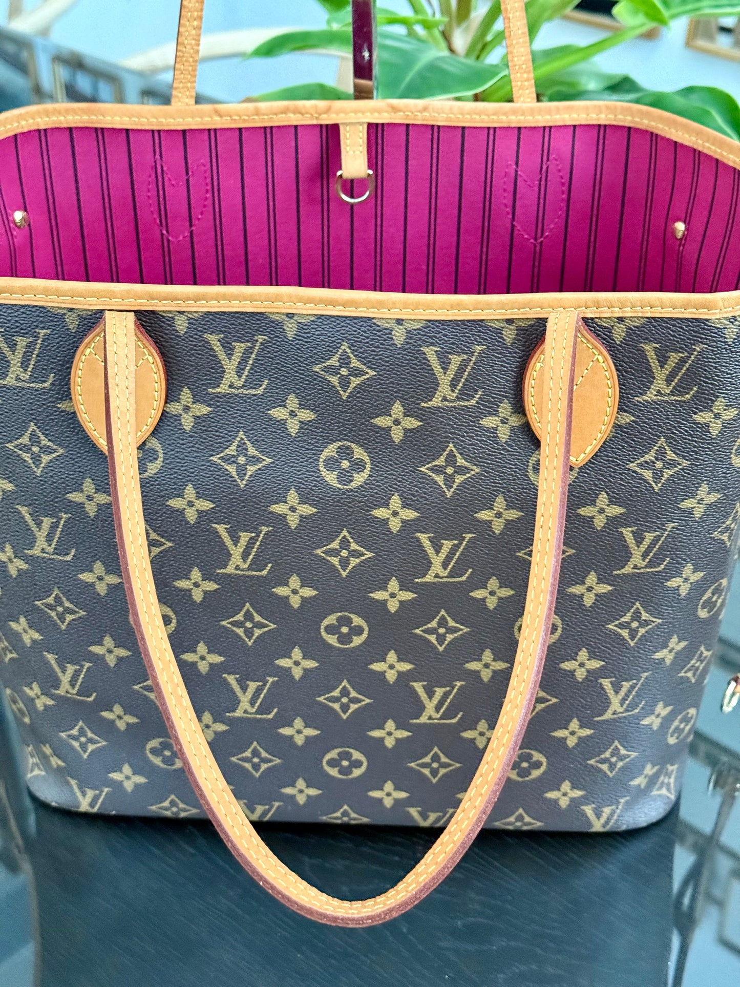 Neverfull MM in Peony with Insert Organizer and Dustbag 🗓️ Year: 2016