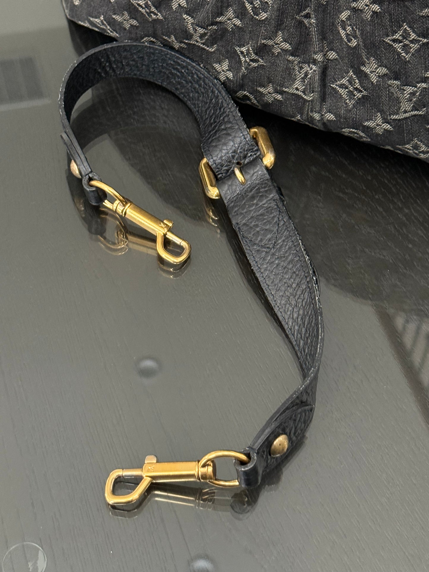 Neo Cabby MM in Black Denim - 📅 Year: 2007