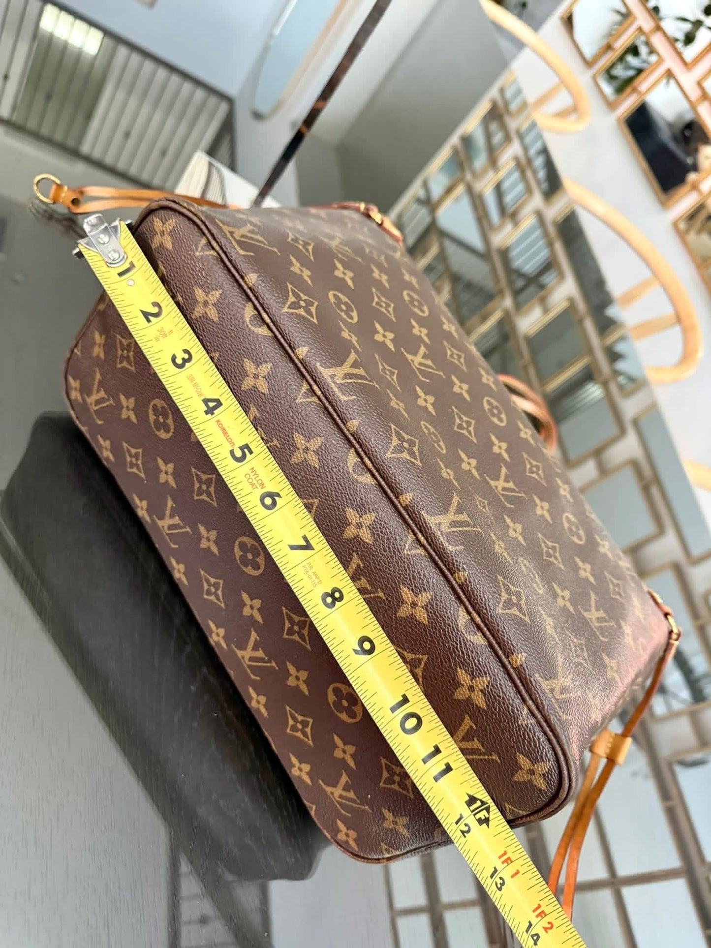 Neverfull MM in Monogram with Insert Organizer 🌺 📅 Year: 2015