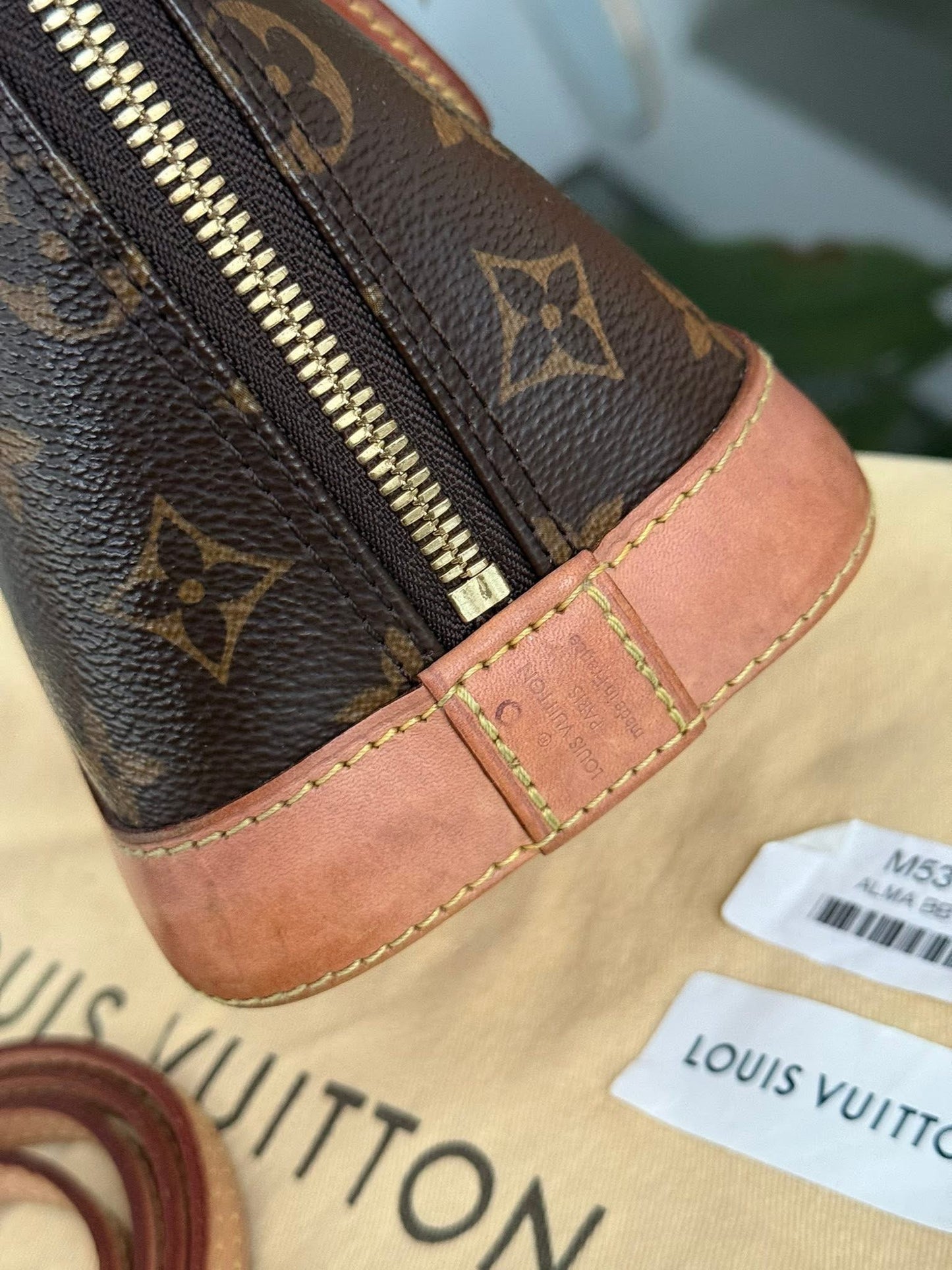 Alma BB in Monogram with Lock 🔐 key, Original Strap, Insert Organizer, Box,Dustbag and Paper bag 🗓️ Year: 2020