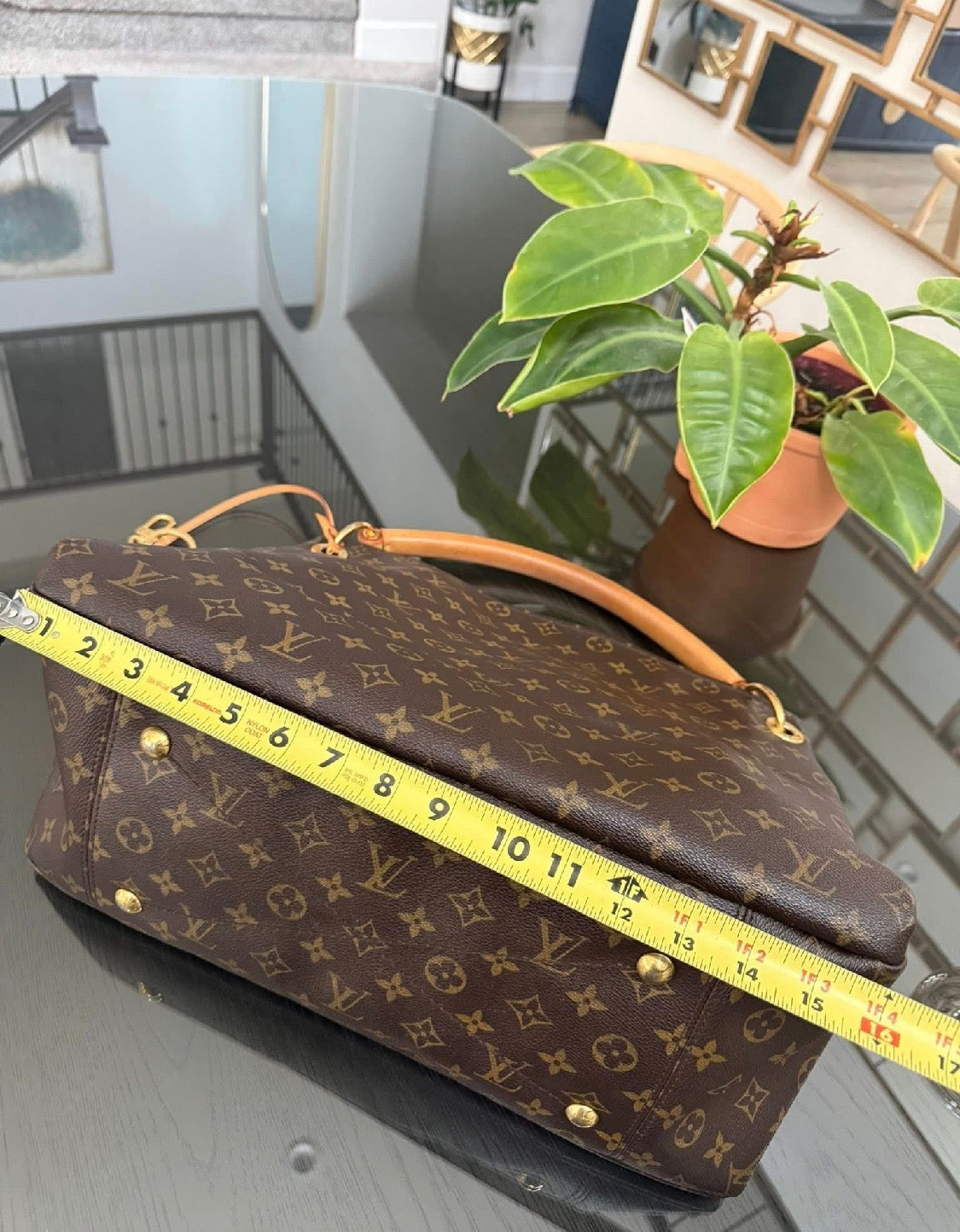 Artsy MM with Dustbag and Insert Organizer - 📅 Year: 2011