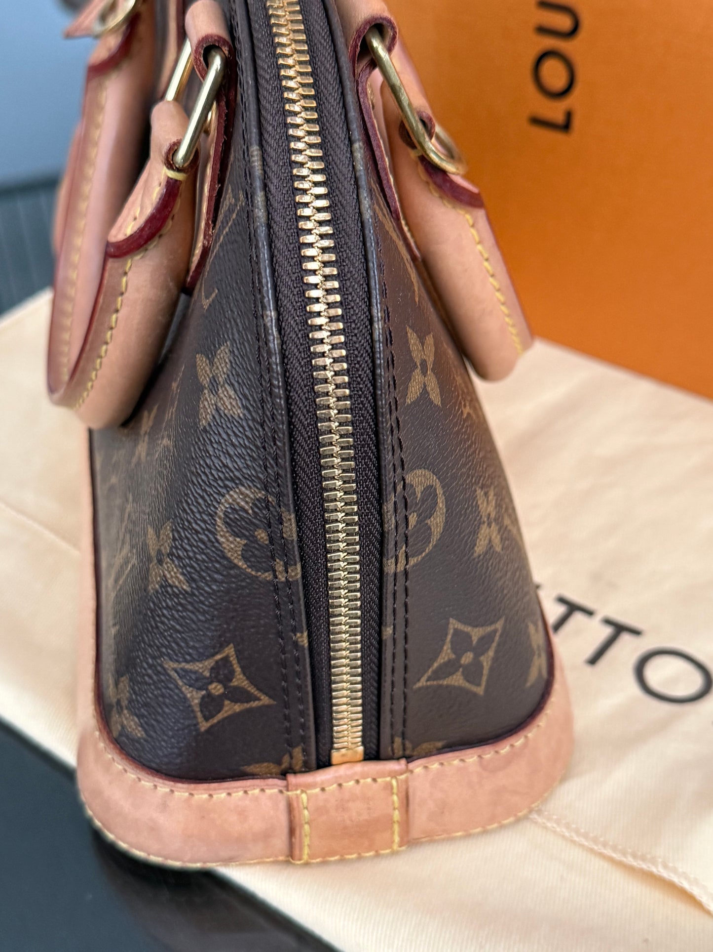 Alma BB with Box , dustbag and Insert Organizer - 📅 Year: 2020