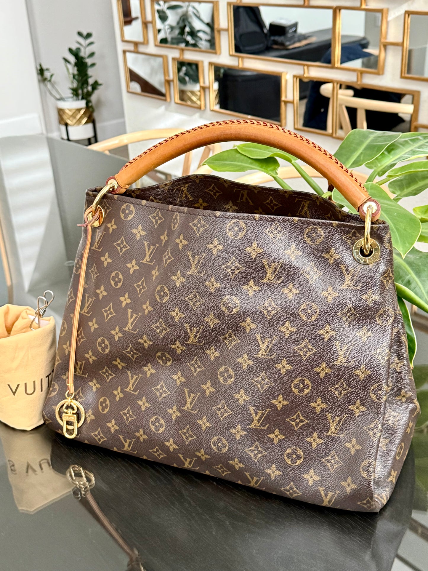 Artsy MM with Dustbag and Insert Organizer - 📅 Year: 2011