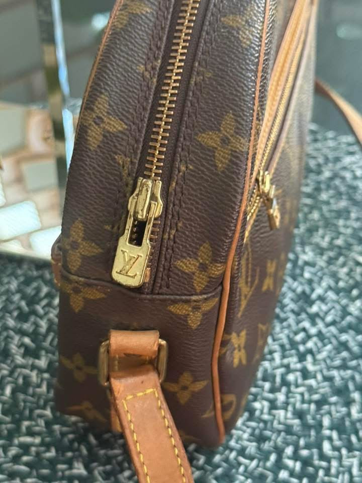 Senlis Crossbody - 🗓️