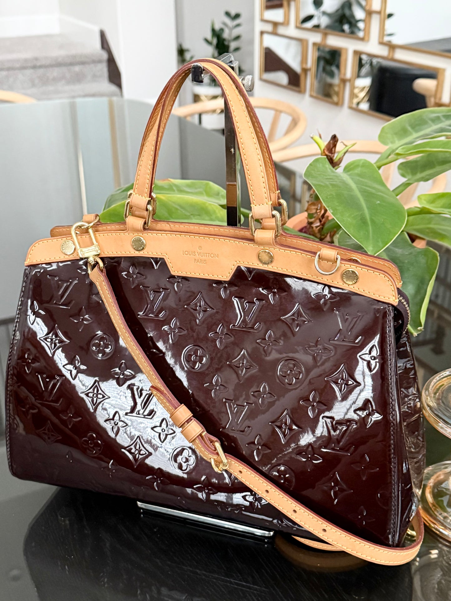 Vernis Brea MM Amarante with Original Strap , Dustbag and Insert Organizer 🗓️ Year: 2013
