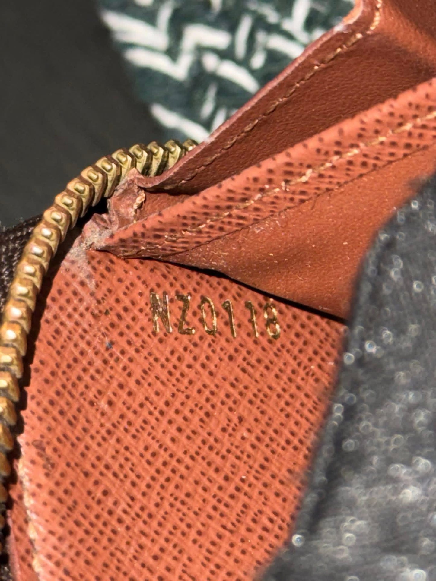 Monogram Zippy Long Wallet 🗓️ Year: 2018