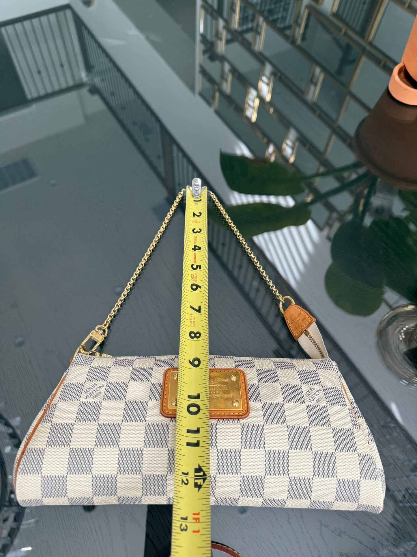 Eva Clutch in Azur with Original Strap, Box and Dustbag 🗓️ Year: 2011