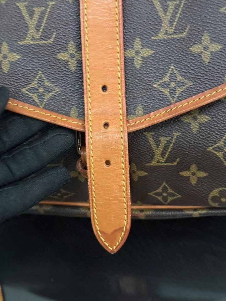 Saumur 35 Crossbody -🗓️ Year: 1989