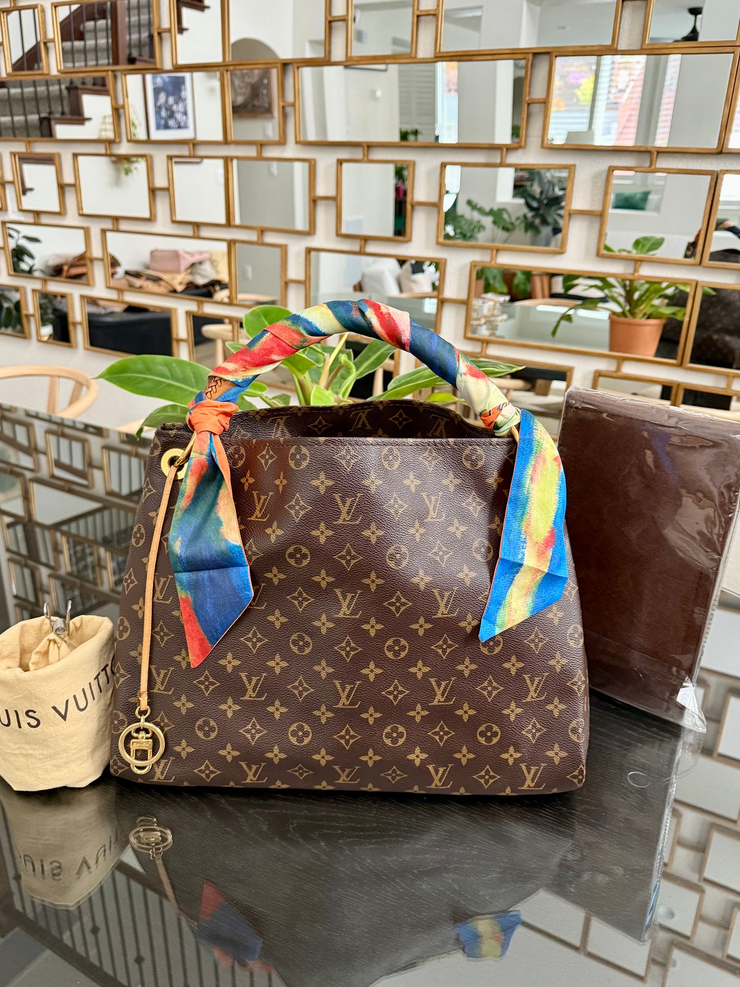 Artsy MM with Dustbag, Insert Organizer and twilly - 📅 Year: 2010