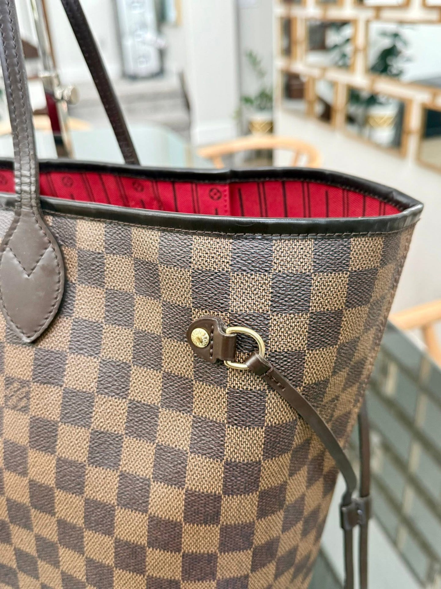 Neverfull GM in DE with Insert Organizer and Dustbag 🌺 📅 Year: 2009