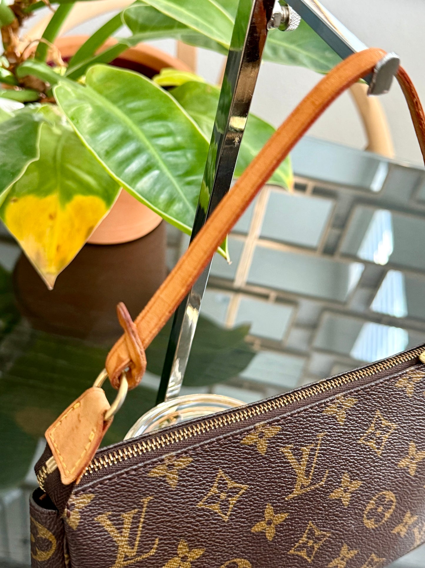 Monogram Pochette Accessories with Dustbag 📅 Year: 2000