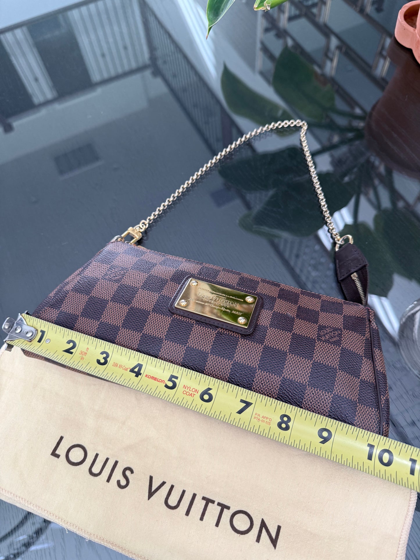 Eva Clutch in DE with Dustbag, Box and Paper bag 🗓️ Year: 2012