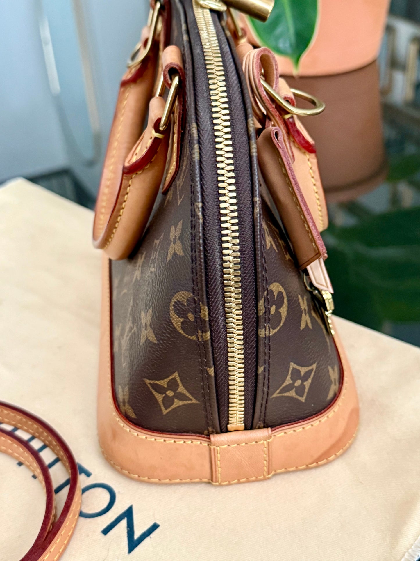 Alma BB with Original Strap , Clochette , Lock 🔐 keys, Box , dustbag and Paper bag - 📅 Year: 2021