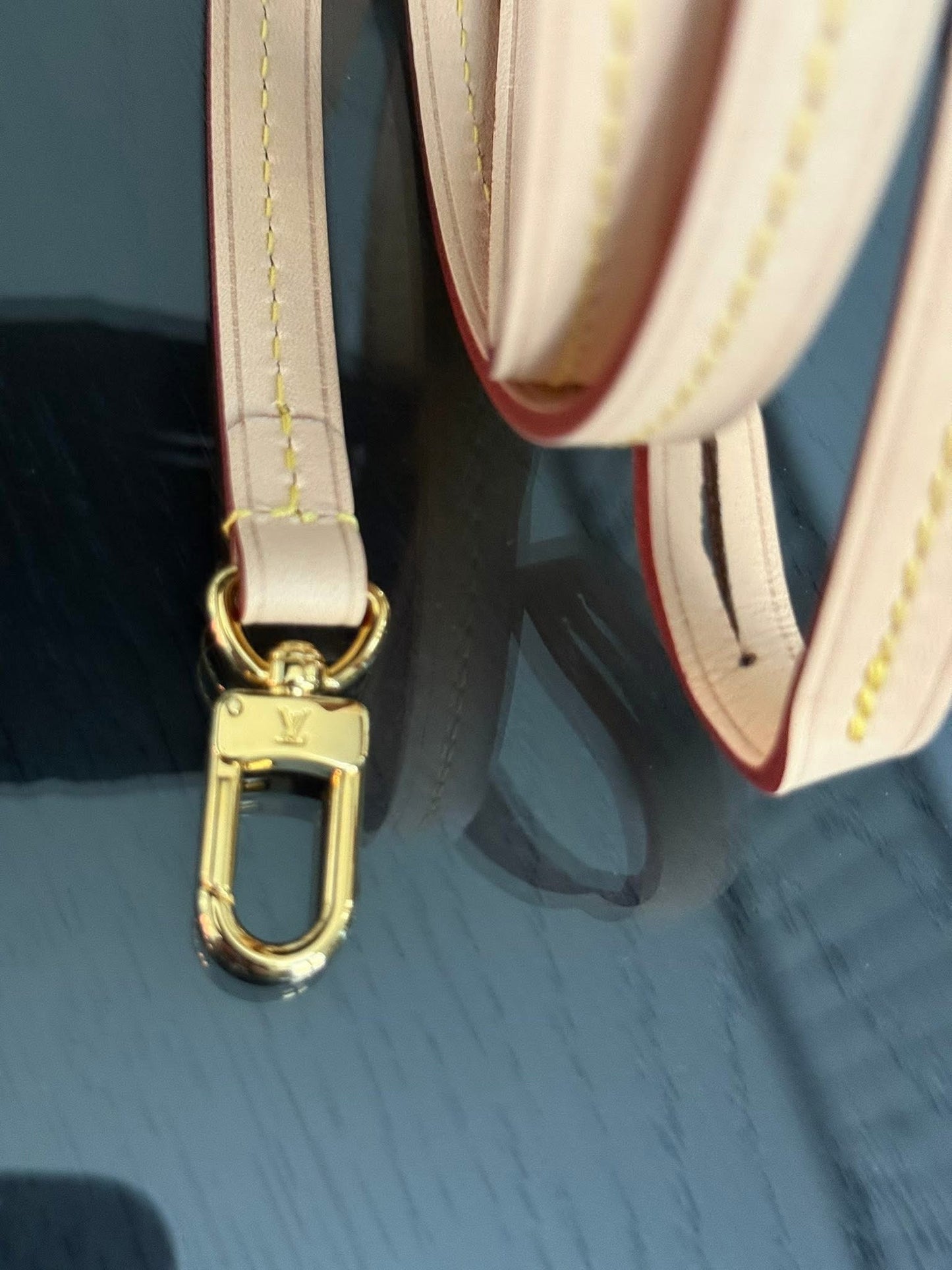 Favorite MM in Monogram with Brandnew Strap, Insert Organizer, Dustbag, Box and Paper bag 🗓️ Year: 2015