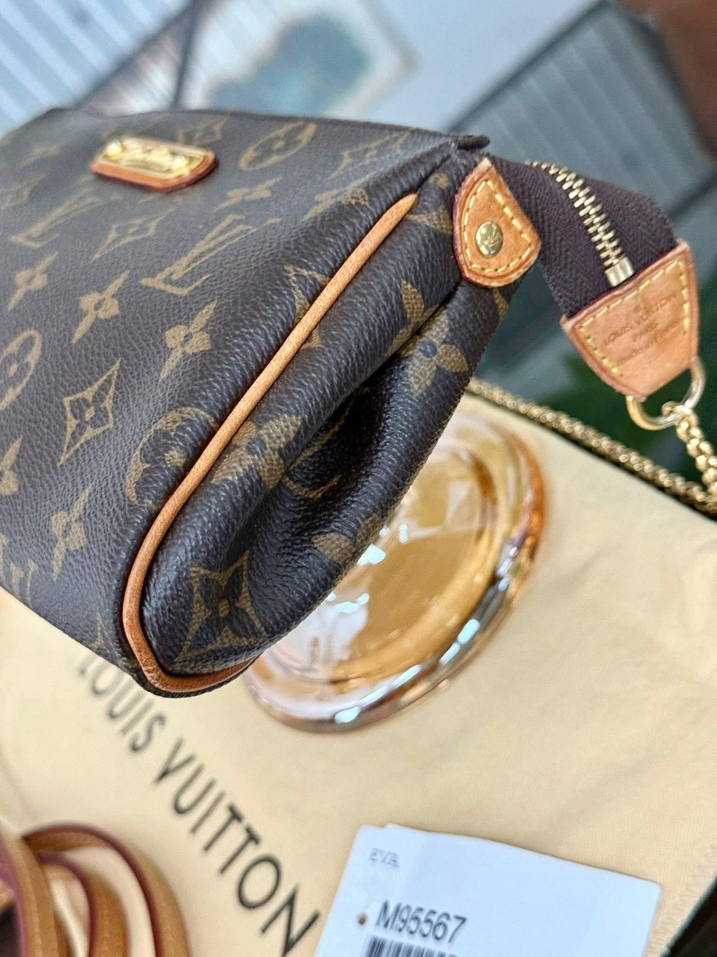 Eva Clutch in Monogram with Dustbag, Box and Paper bag 🗓️ Year: 2014