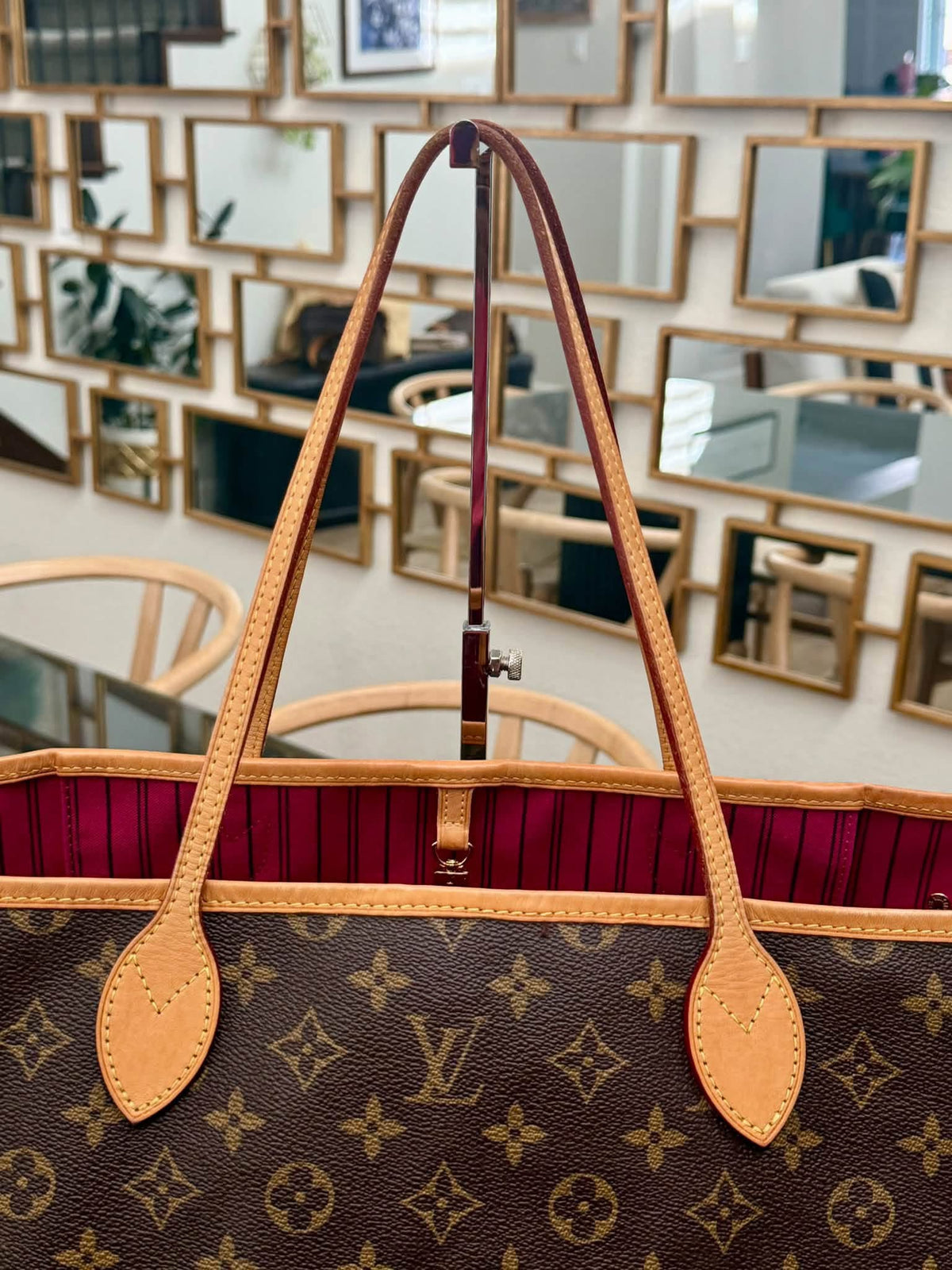 Neverfull GM Monogram in Peony with Dustbag,-🗓️ Year: 2018