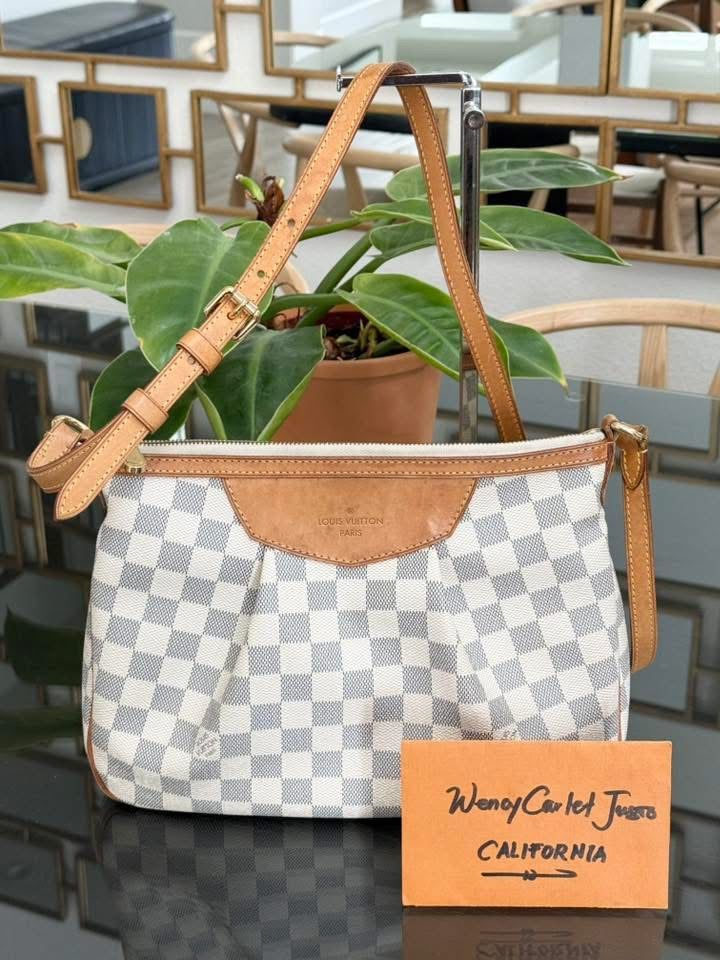 Siracusa PM Crossbody - 🗓️ Year: 2011