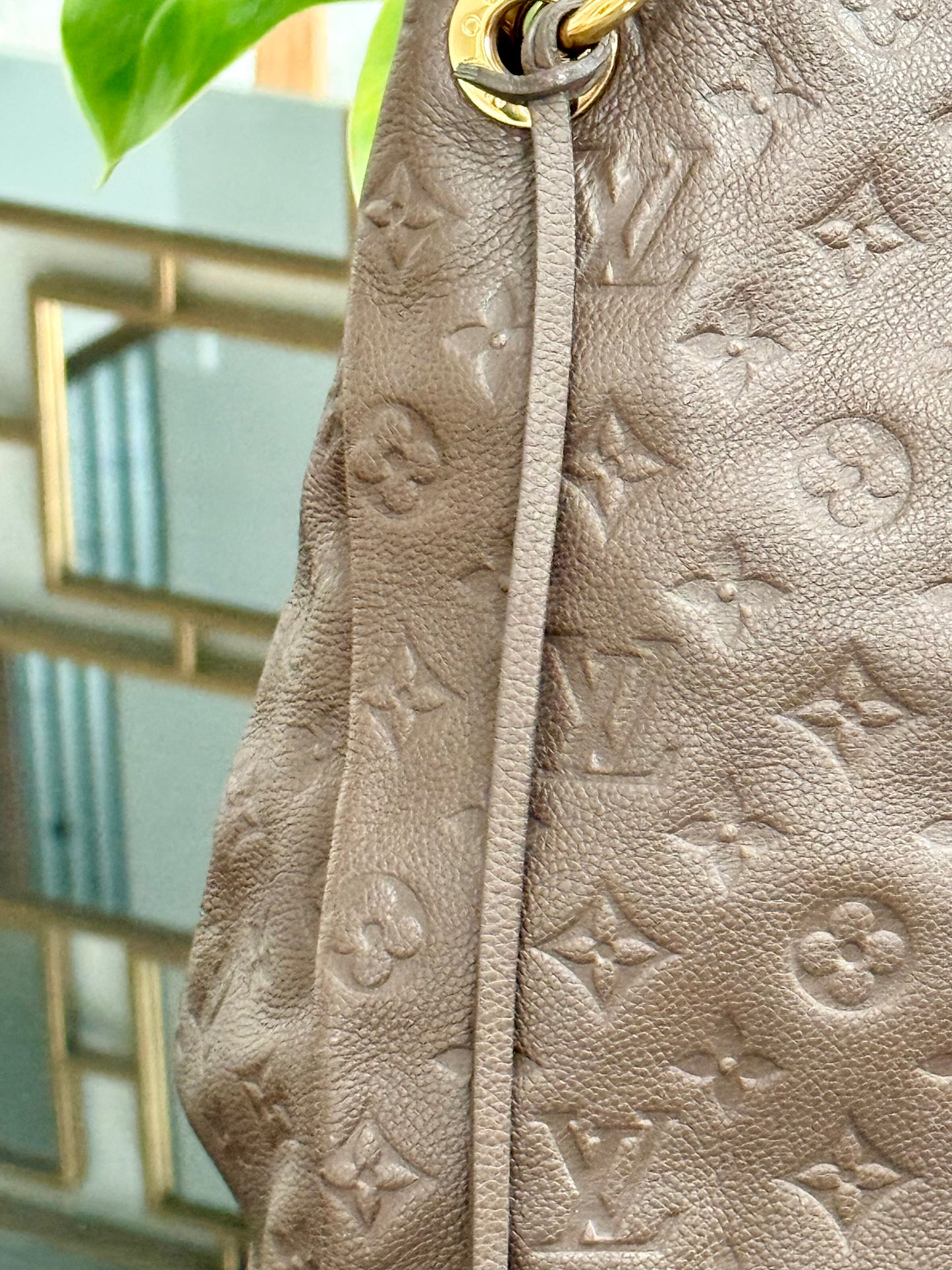 Artsy MM Empriente Ombre with Dustbag and Insert Organizer 📅 Year: 2011