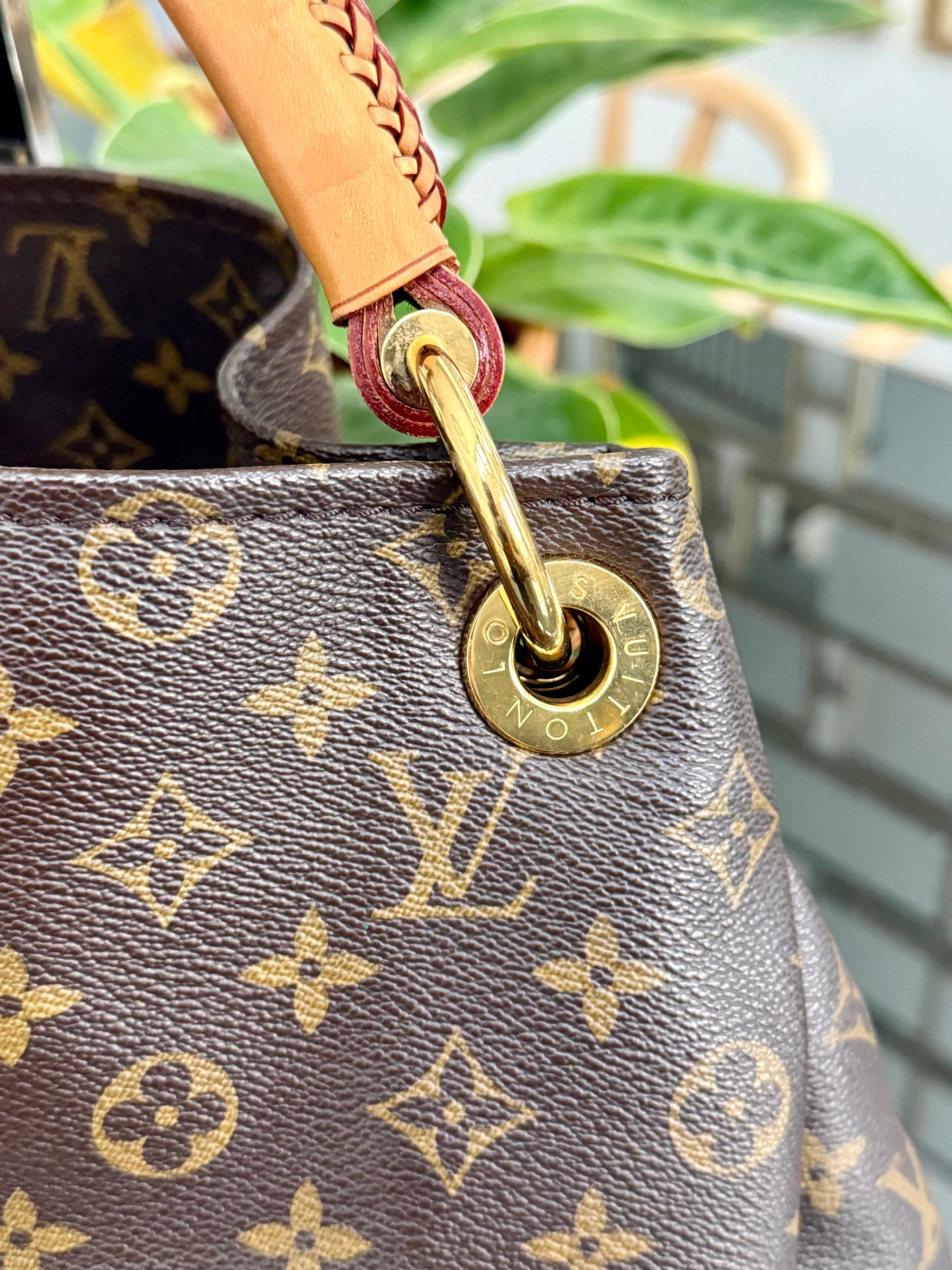 Artsy MM with Dustbag and Insert Organizer - 📅 Year: 2009