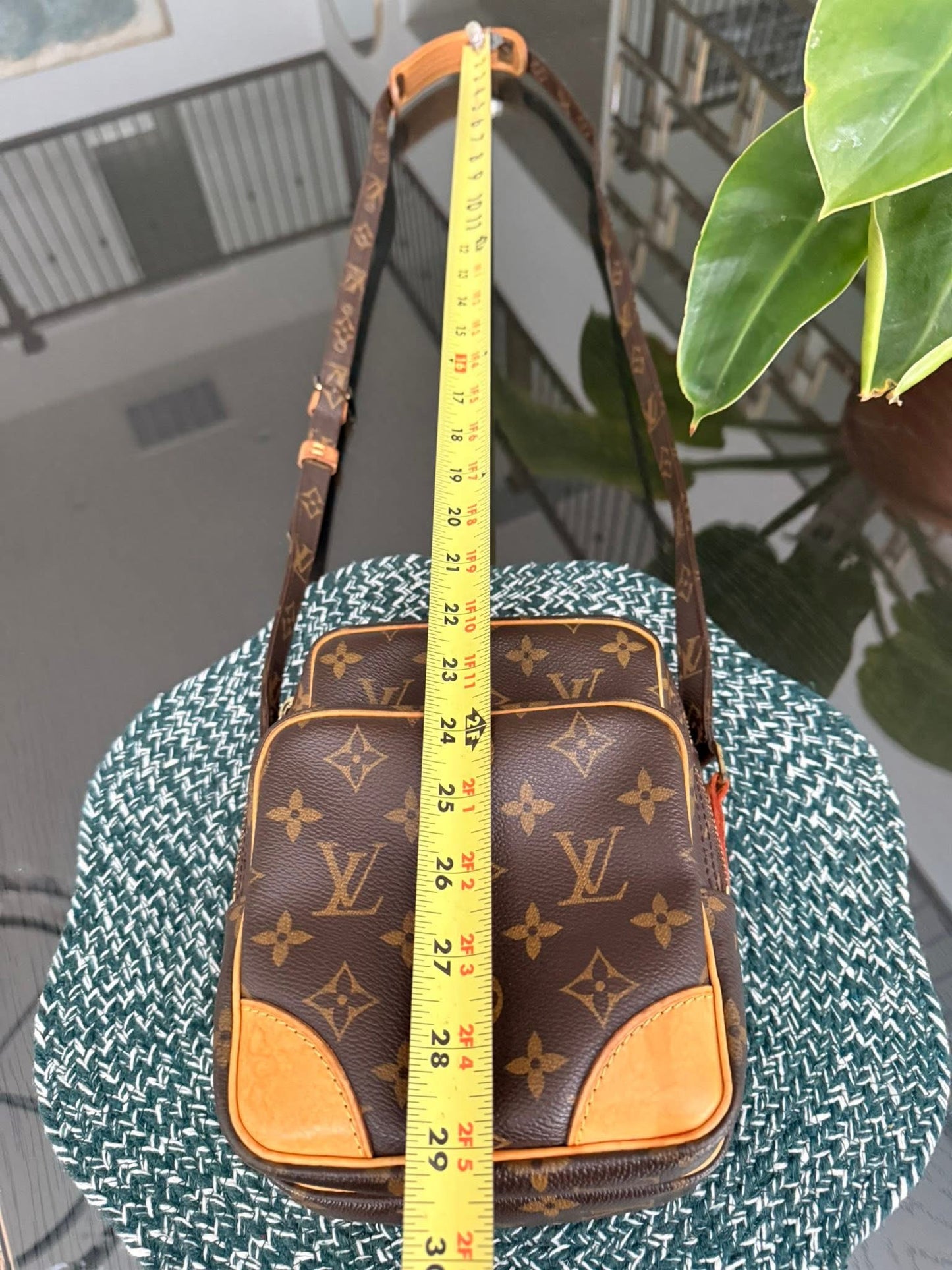 Amazon PM Crossbody 🗓️ Year: 2007