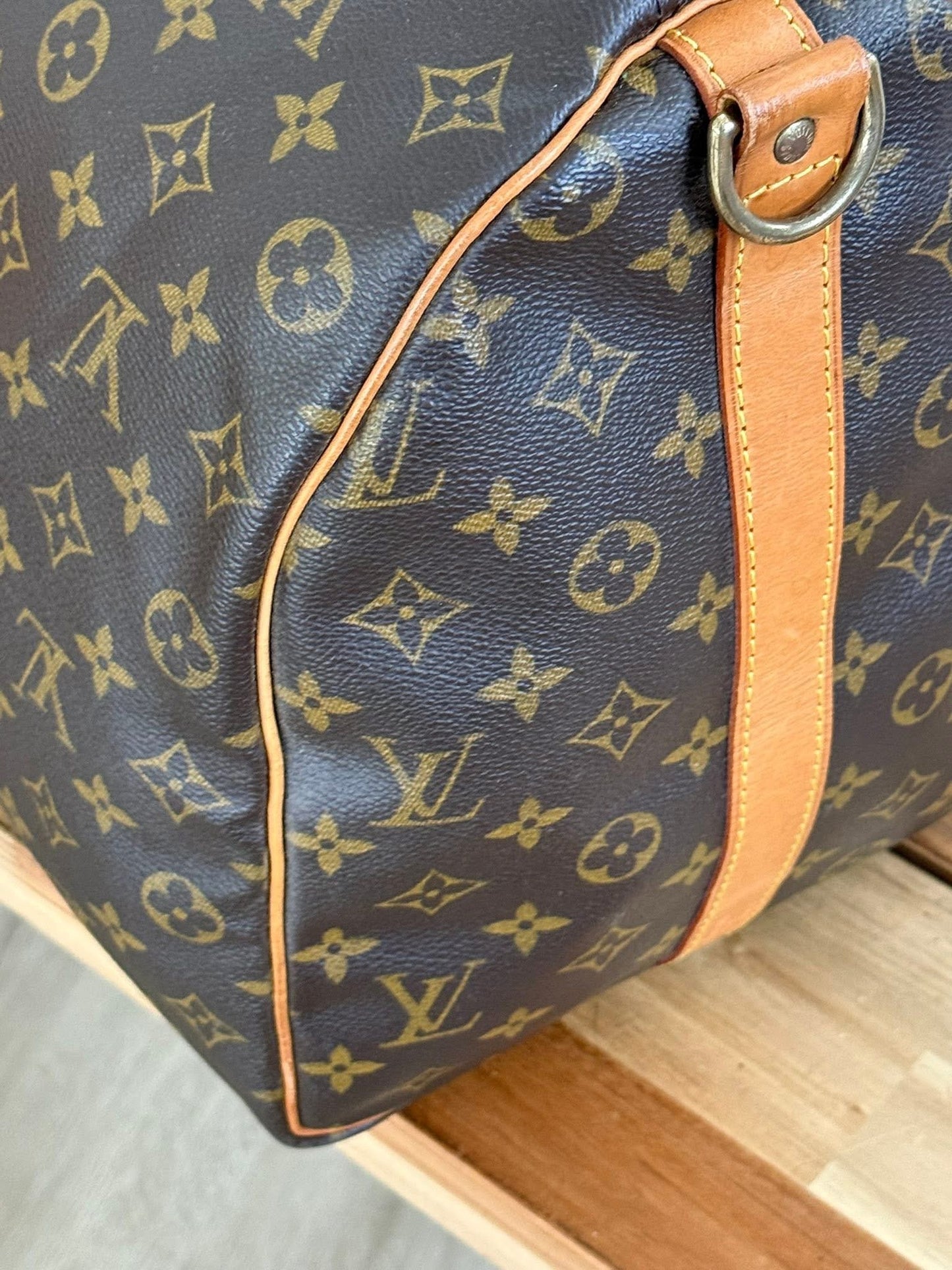 Keepall 50 Bandoulier with Luggage Tag and Poignet 📅 Year: 1995