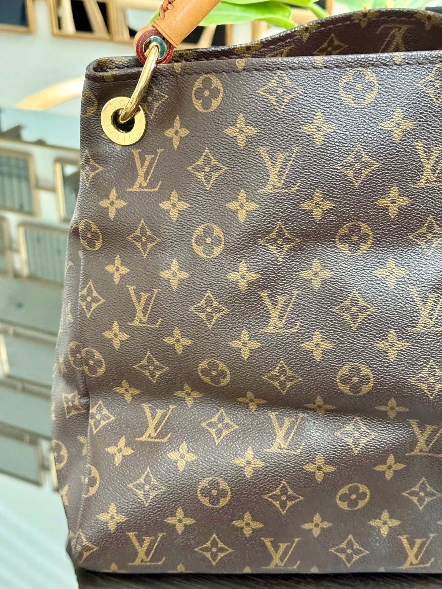 Artsy MM with Dustbag and Insert Organizer - 📅 Year: 2011