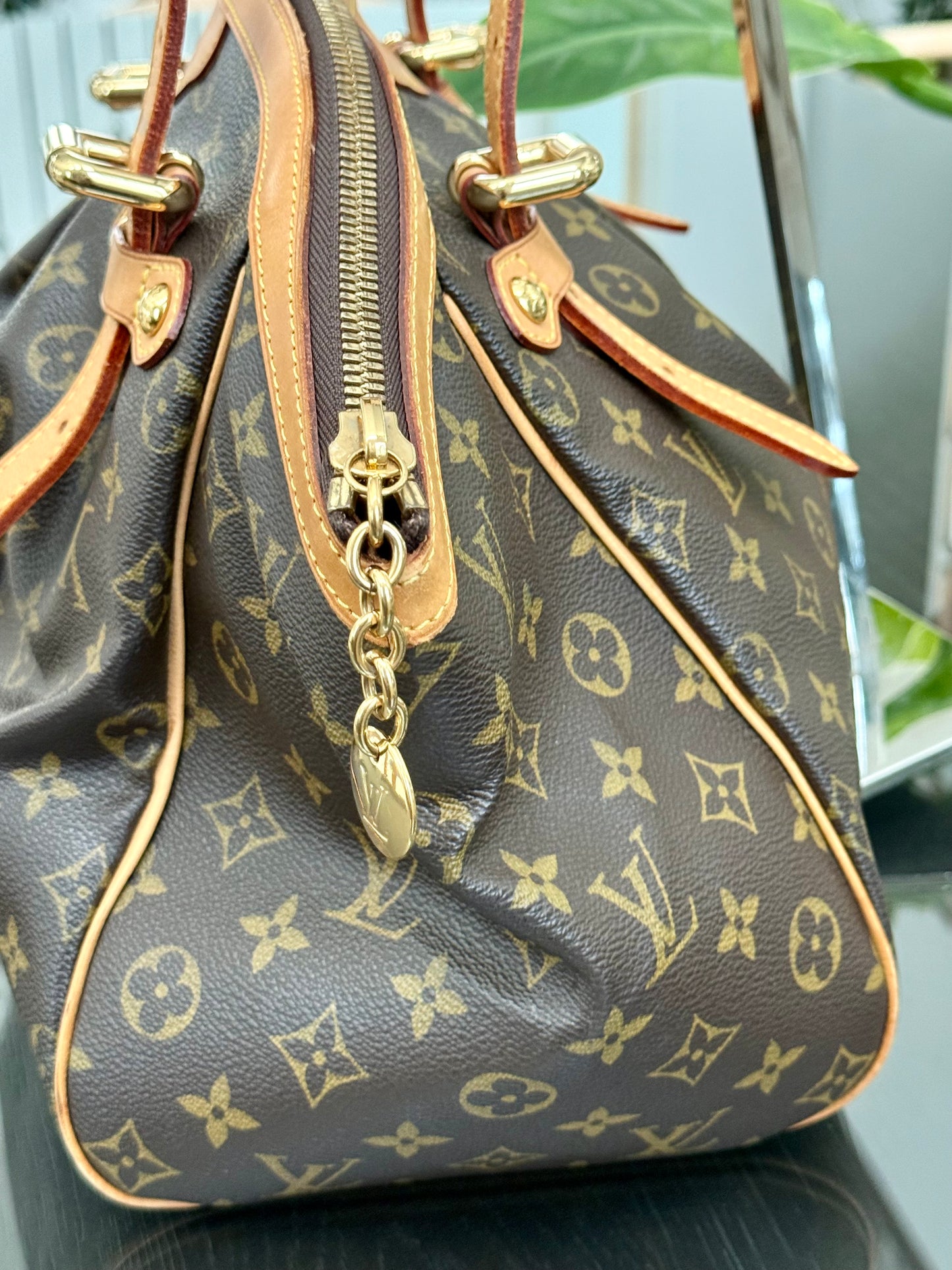 🌺 Tivoli GM in Monogram - 🗓️ Year: 2008