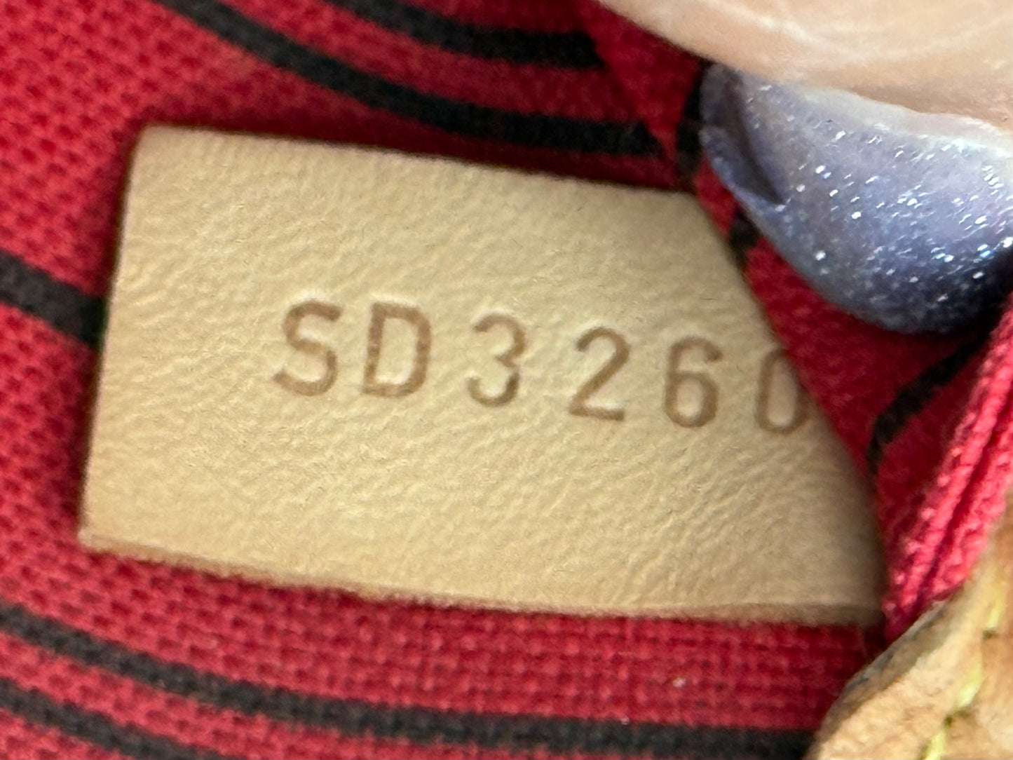 Neverfull MM Monogram in Cerise interior with Dustbag and Insert Organizer 📅 Year: 2020