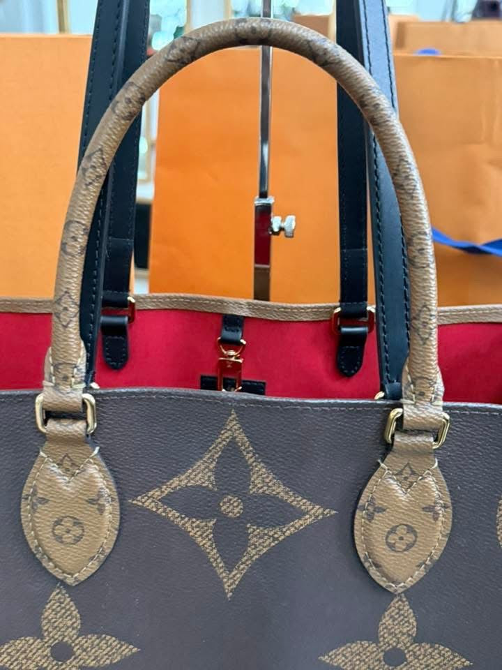 On The Go GM in Monogram Reverse with Dustbag, Insert Organizer, Box and Paper bag 🌺 -Microchip